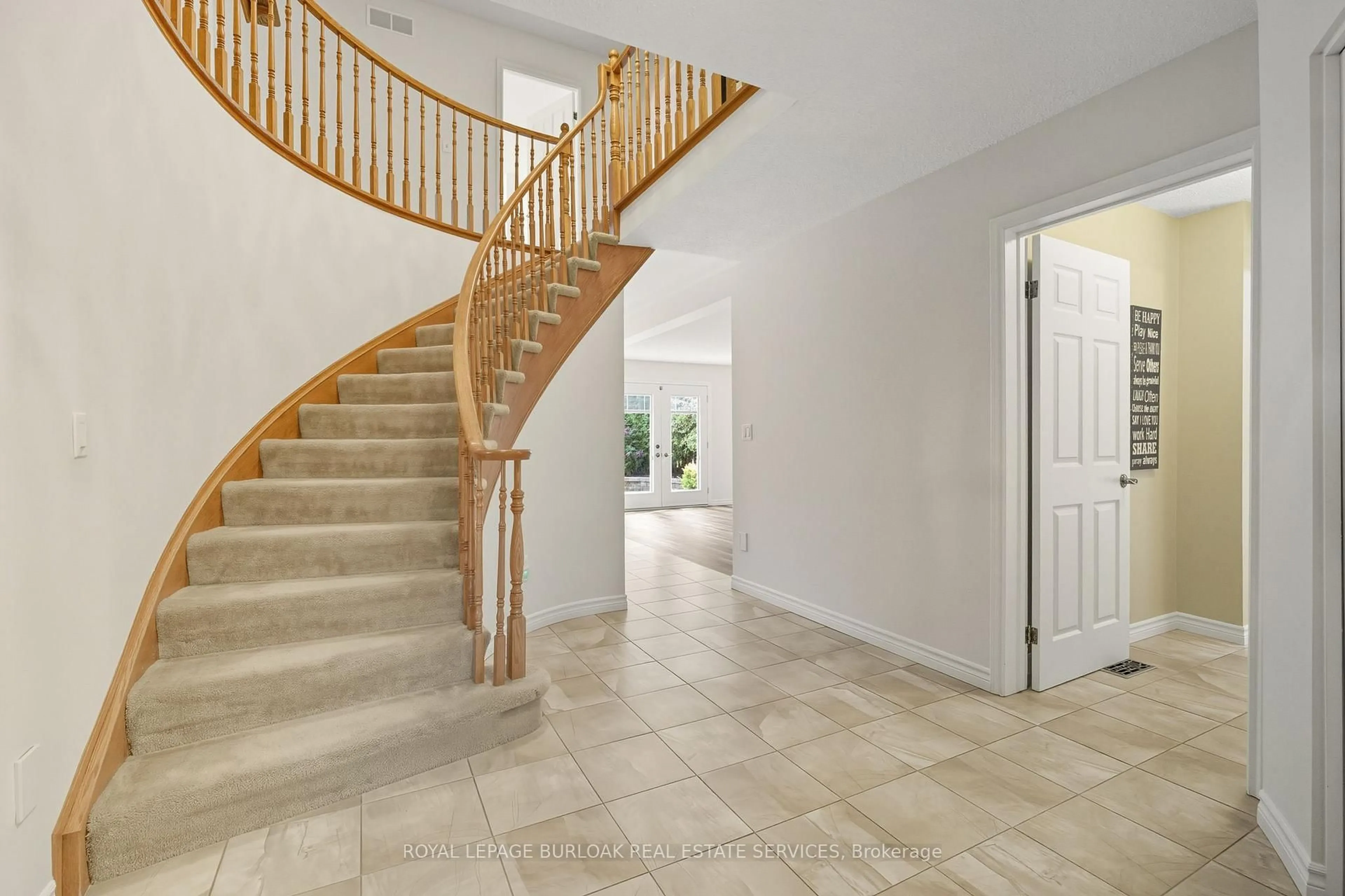 Unknown for 106 Maple Dr, Hamilton Ontario L8G 4S4