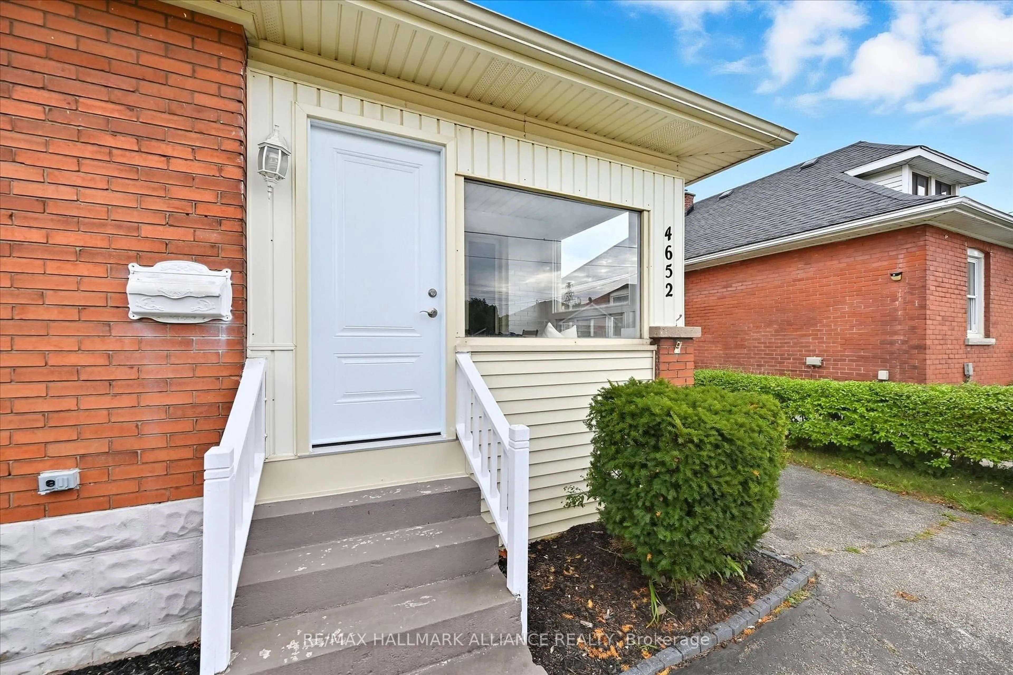 Unknown for 4652 Sixth Ave, Niagara Falls Ontario L2E 4T5