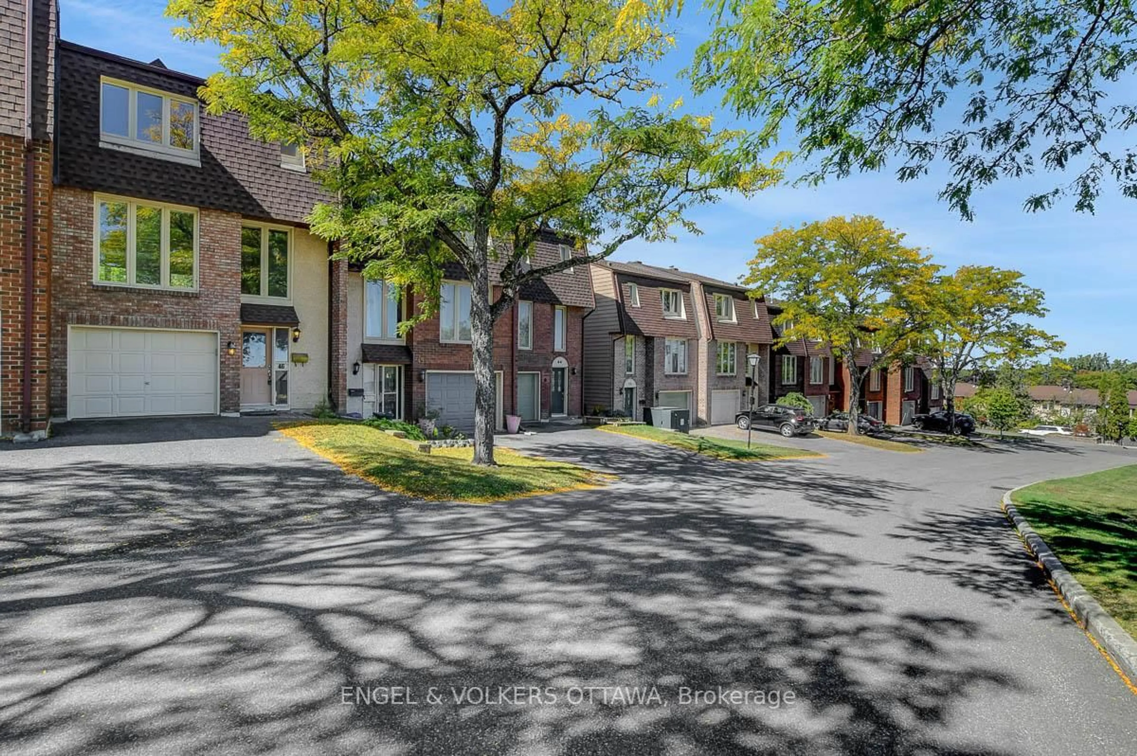 A pic from outside/outdoor area/front of a property/back of a property/a pic from drone, street for 200 Owl Dr #46, Ottawa Ontario K1V 9P7