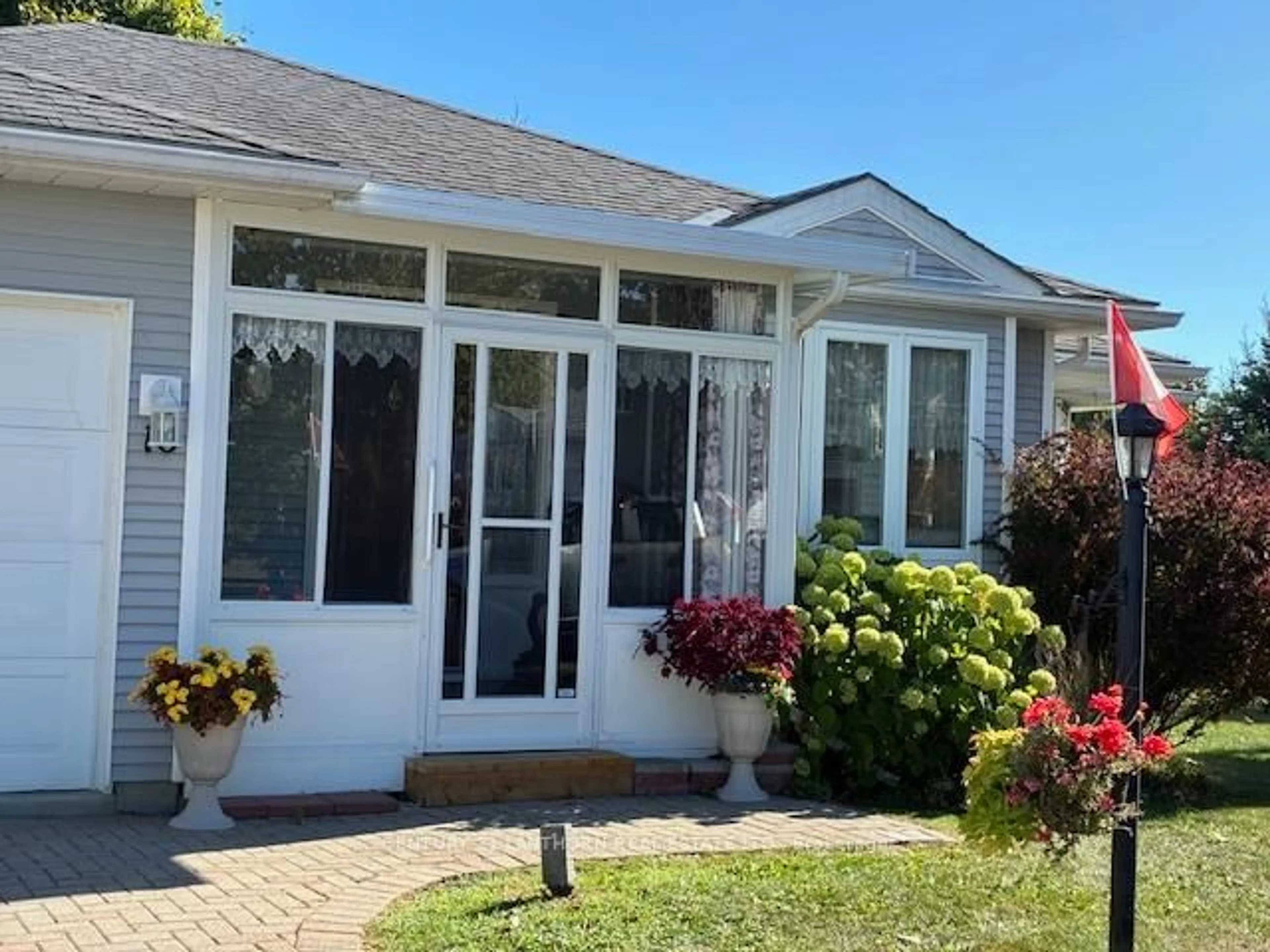 Unknown for 10 Reynolds Pl, Prince Edward County Ontario K0K 3L0