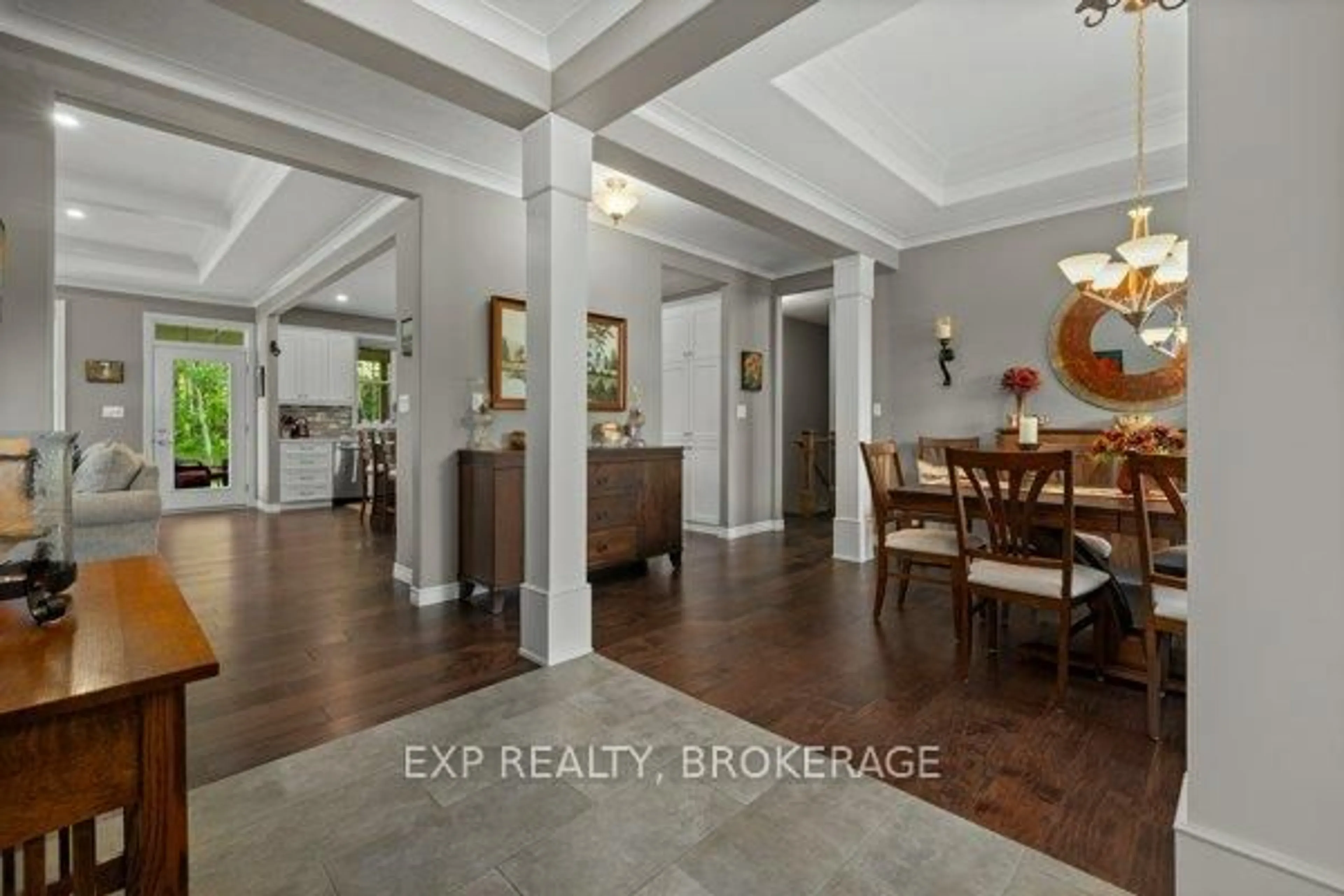 Indoor entryway for 1071 Cranberry Cove Lane #13, Seeley's Bay Ontario K0H 2N0