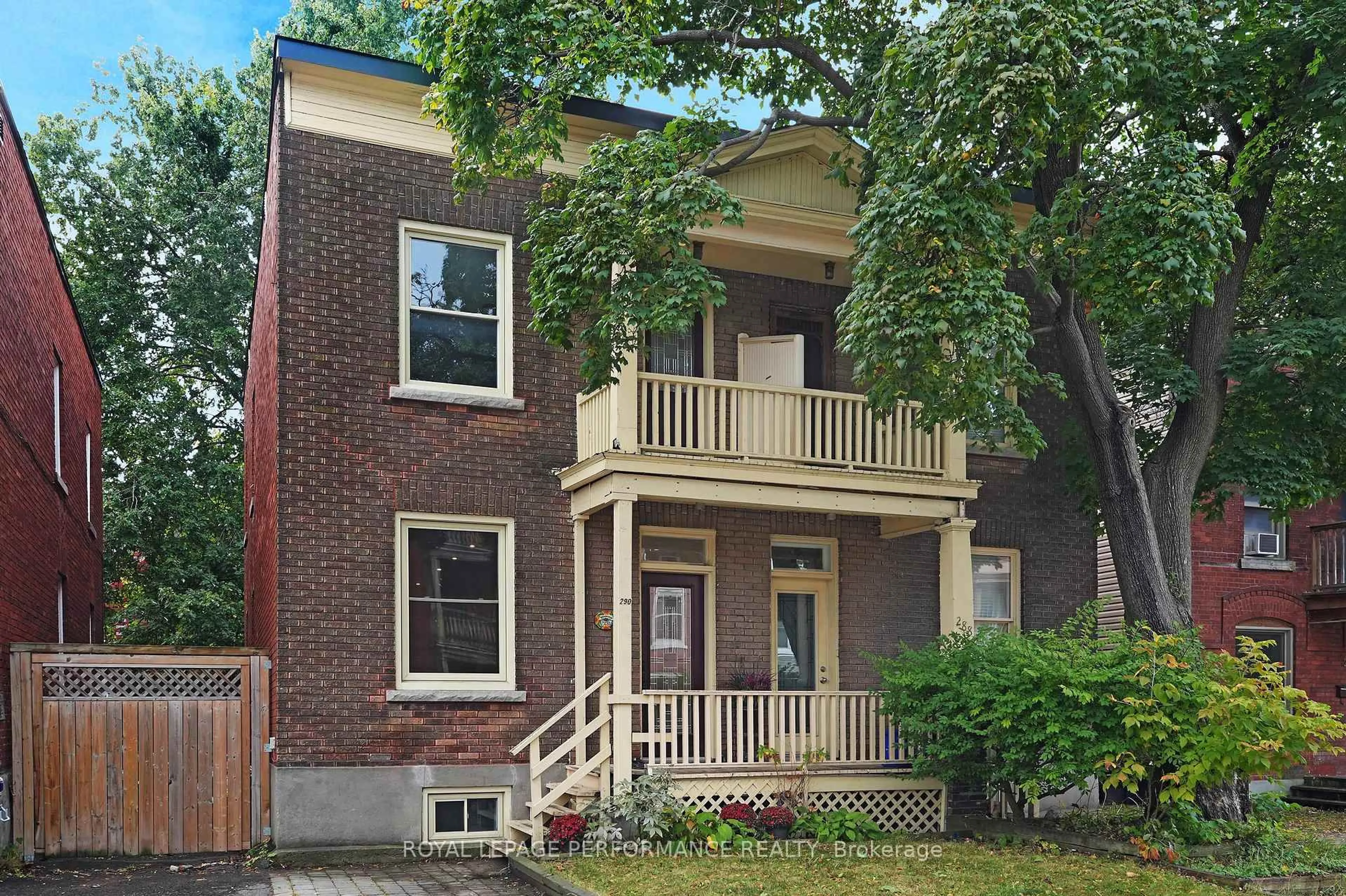 Home with brick exterior material, street for 290 Clarence St, Ottawa Ontario K1N 5R3