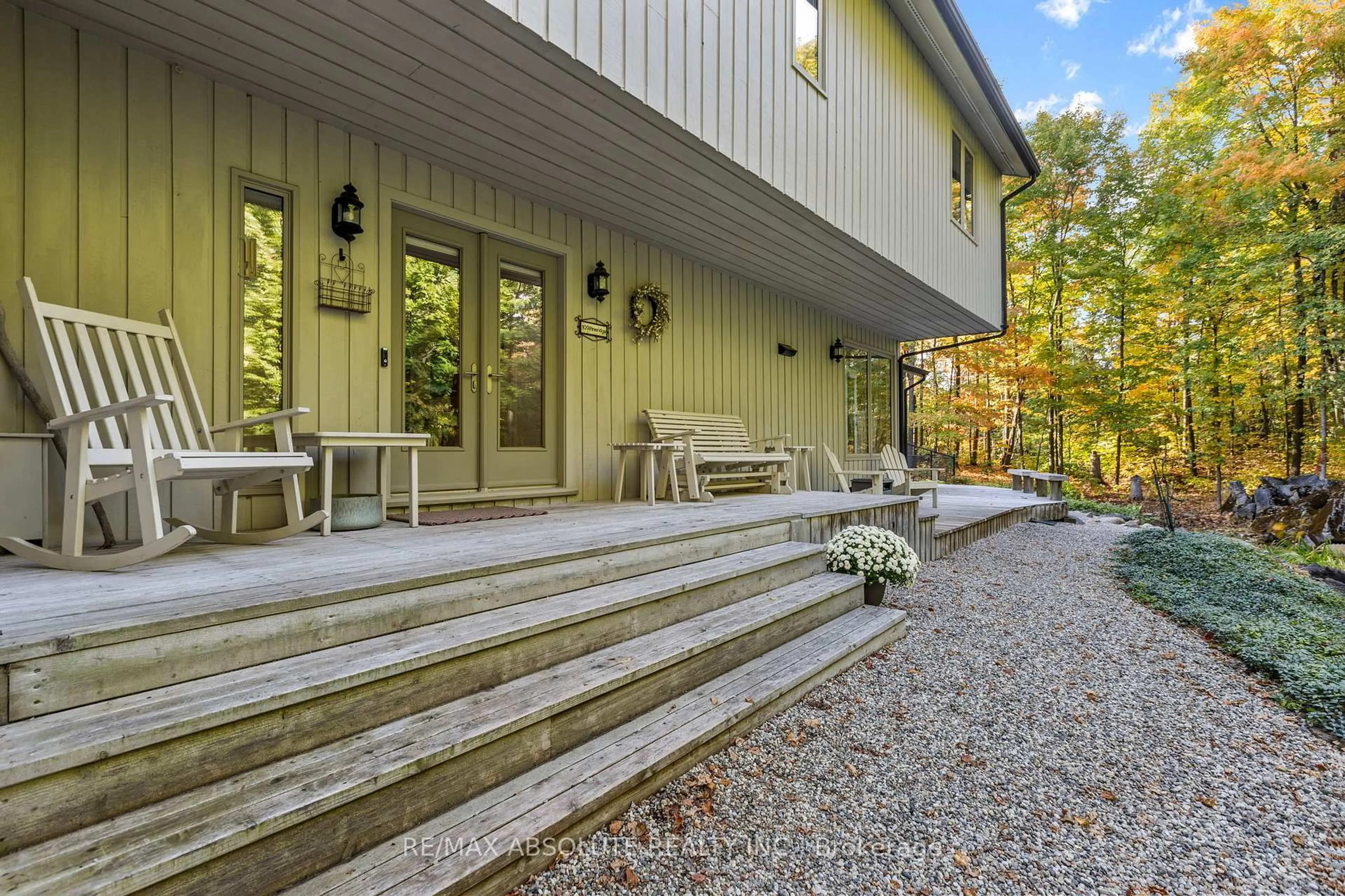 Patio, unknown for 109 Pineridge Rd, Carp Ontario K0A 1L0