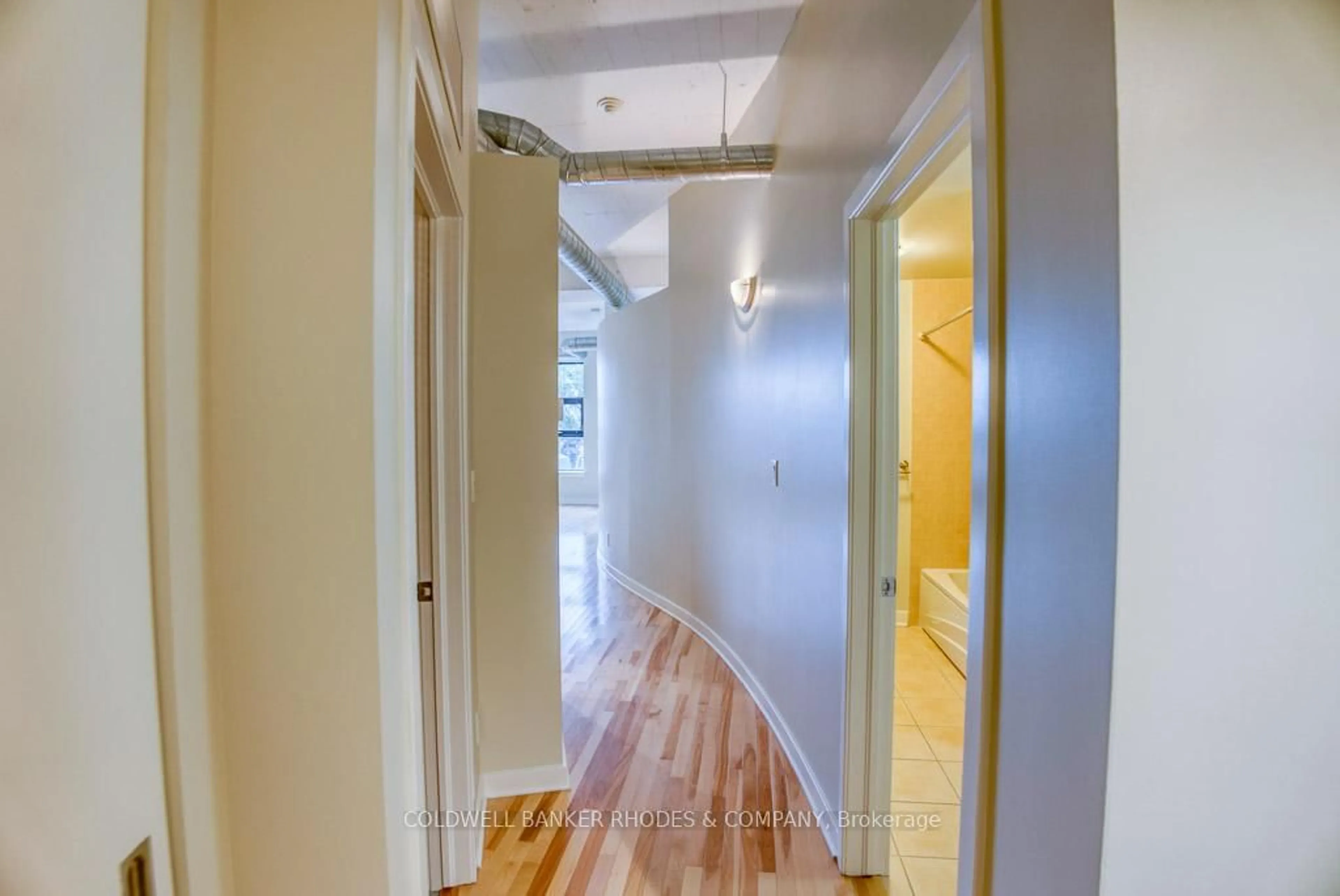 Unknown for 320 Parkdale Ave #405, Ottawa Ontario K1Y 4X9