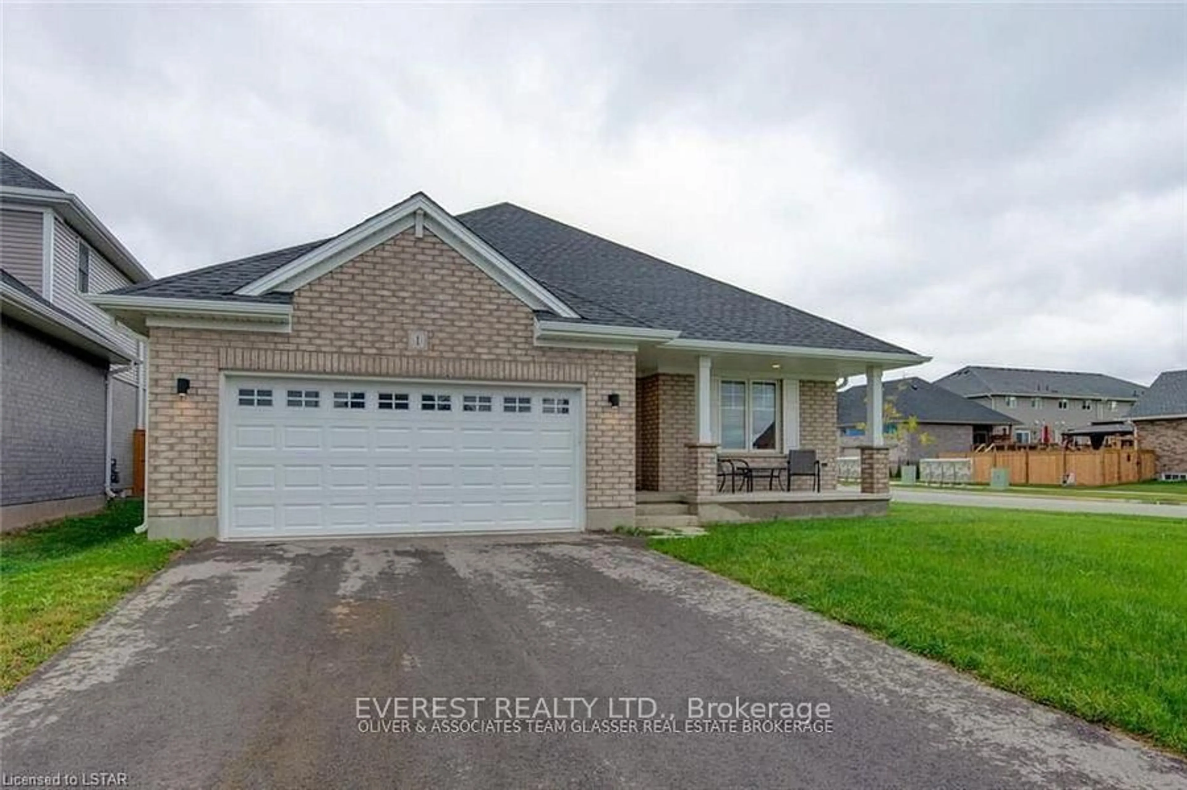 Home with brick exterior material, street for 1 MELROSE Crt, St. Thomas Ontario N5R 0J4