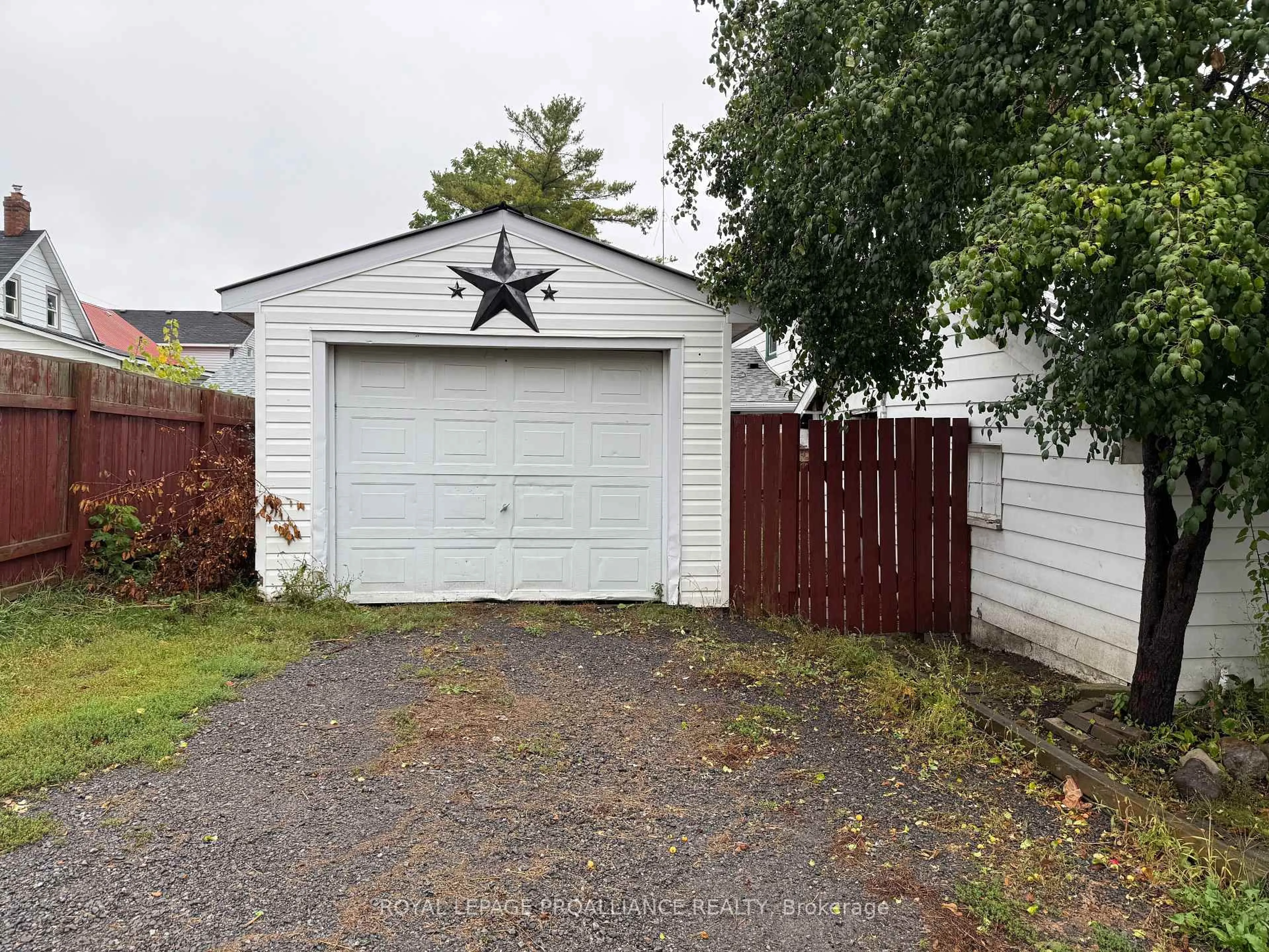 Shed for 27 Water St, Greater Napanee Ontario K7R 1V3
