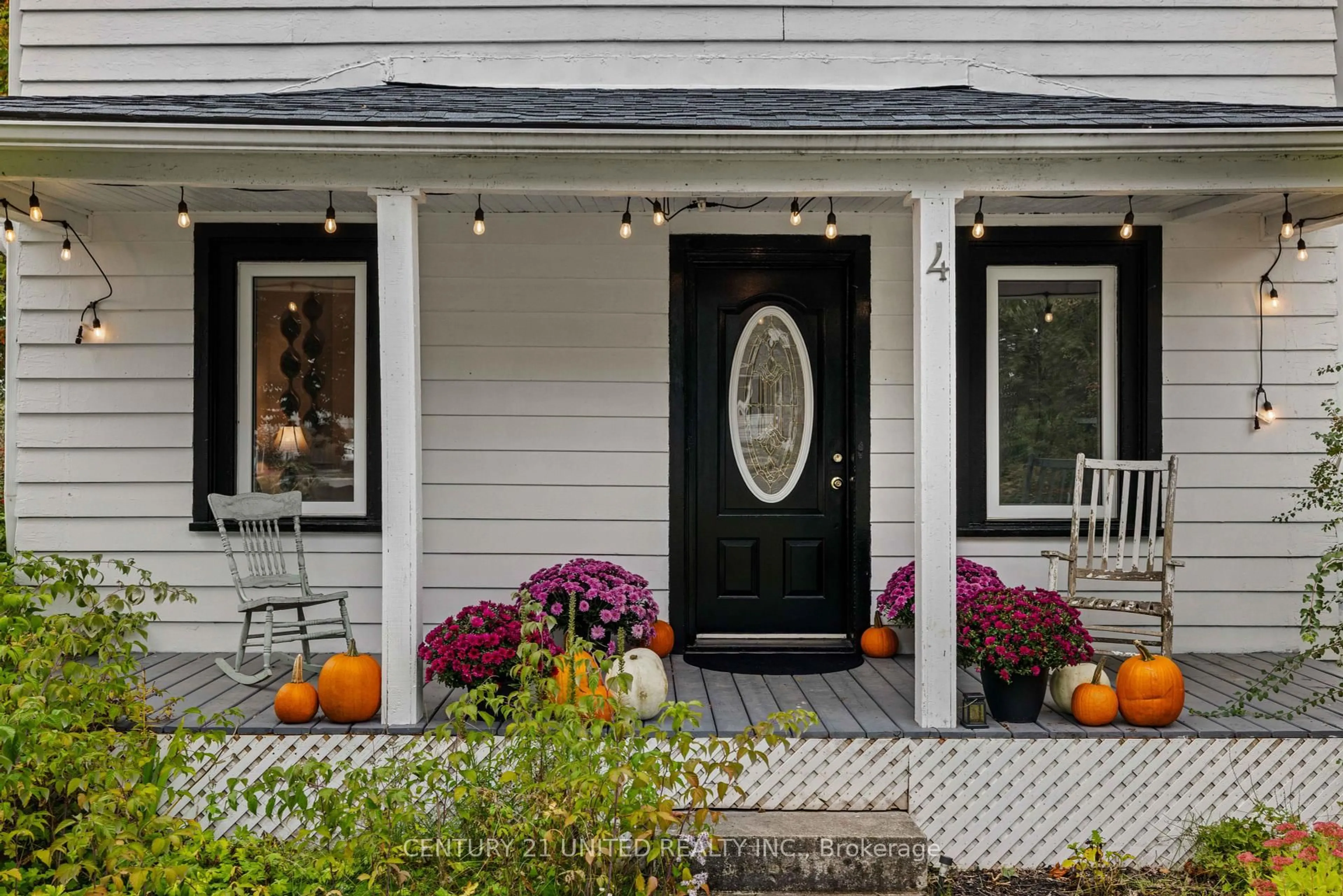 Home with vinyl exterior material, street for 4 O'Brien St, Limoges Ontario K0K 2M0