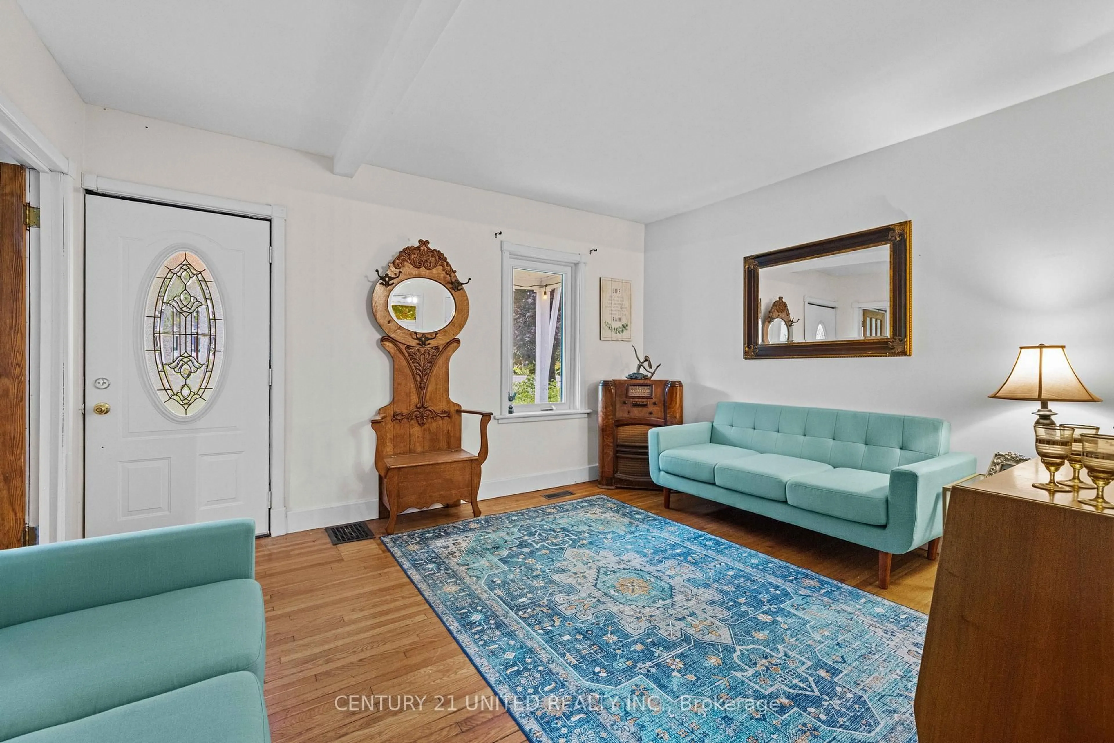 Living room with furniture, unknown for 4 O'Brien St, Limoges Ontario K0K 2M0