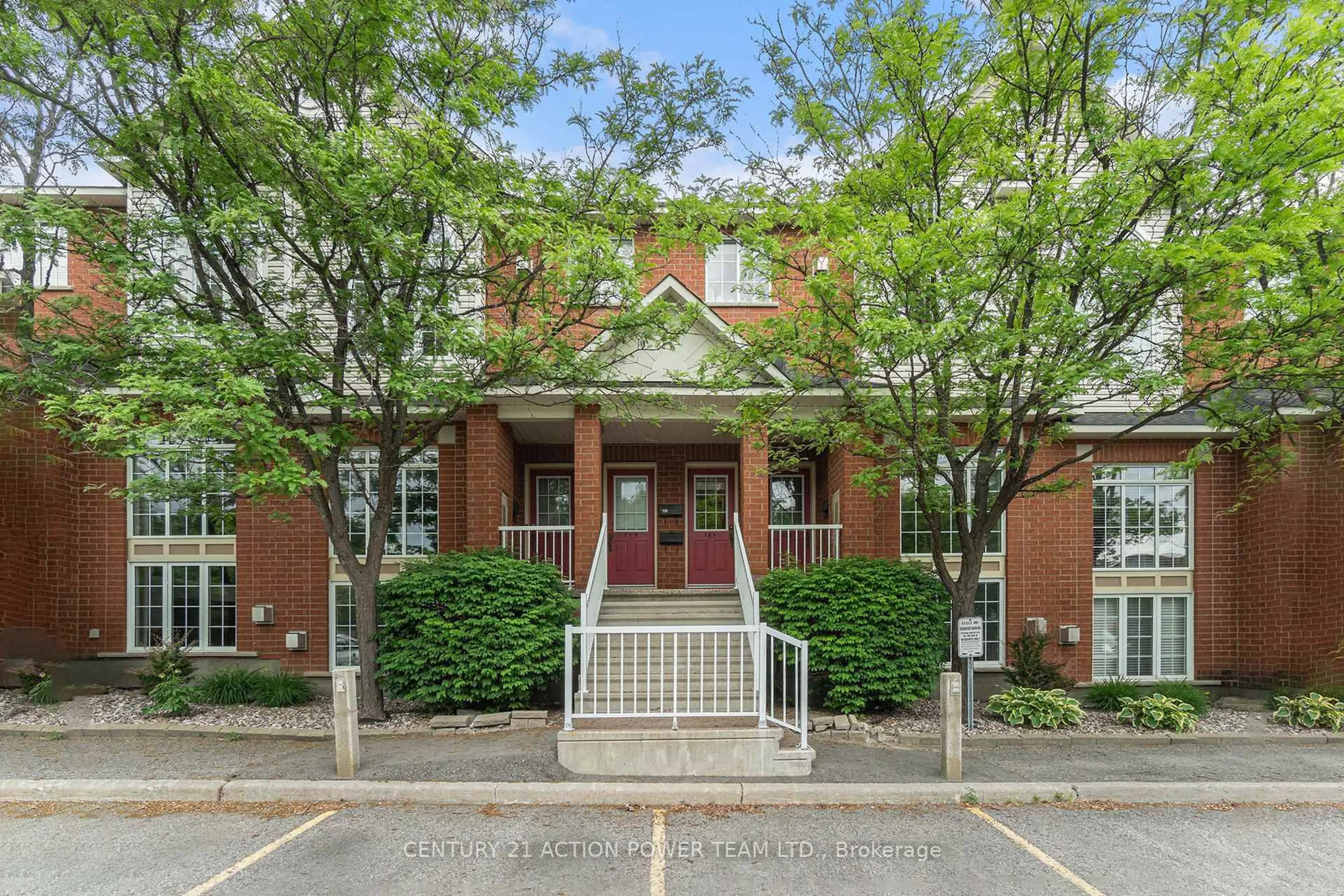 Unknown for 123 Gatestone Private #13, Ottawa Ontario K1J 1K5