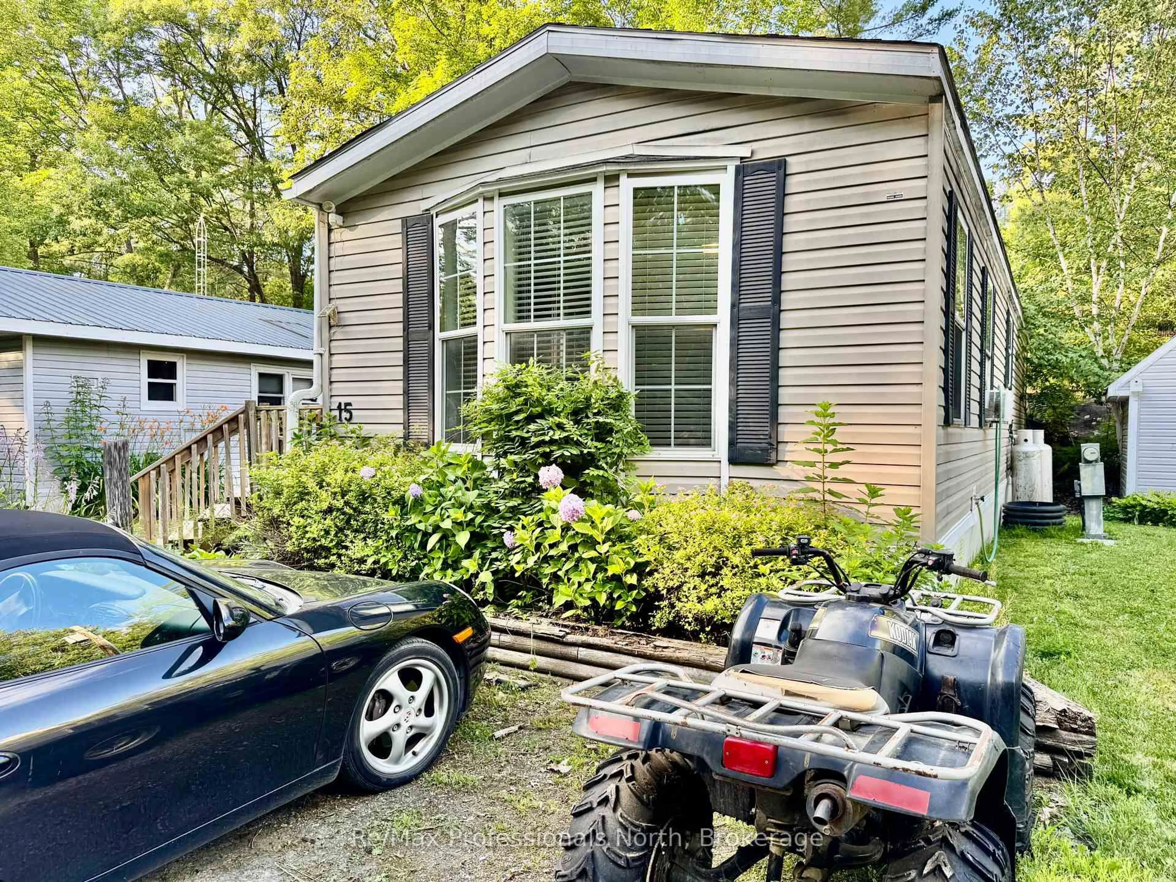 Unknown for 1007 RACOON Rd #15, Gravenhurst Ontario P1P 1R1