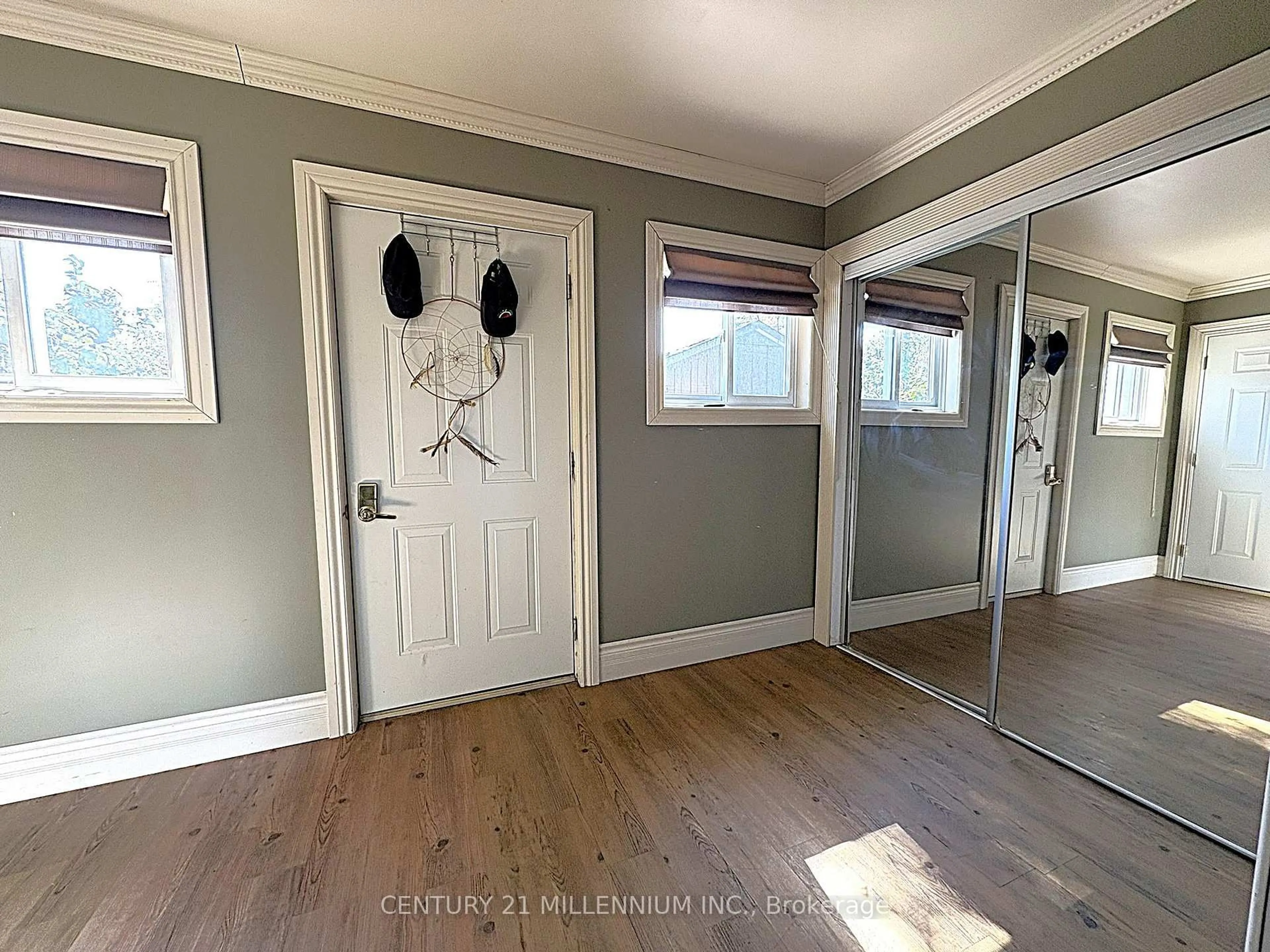 Indoor entryway for 598323 2nd Line, Mulmur Ontario L9V 0B6