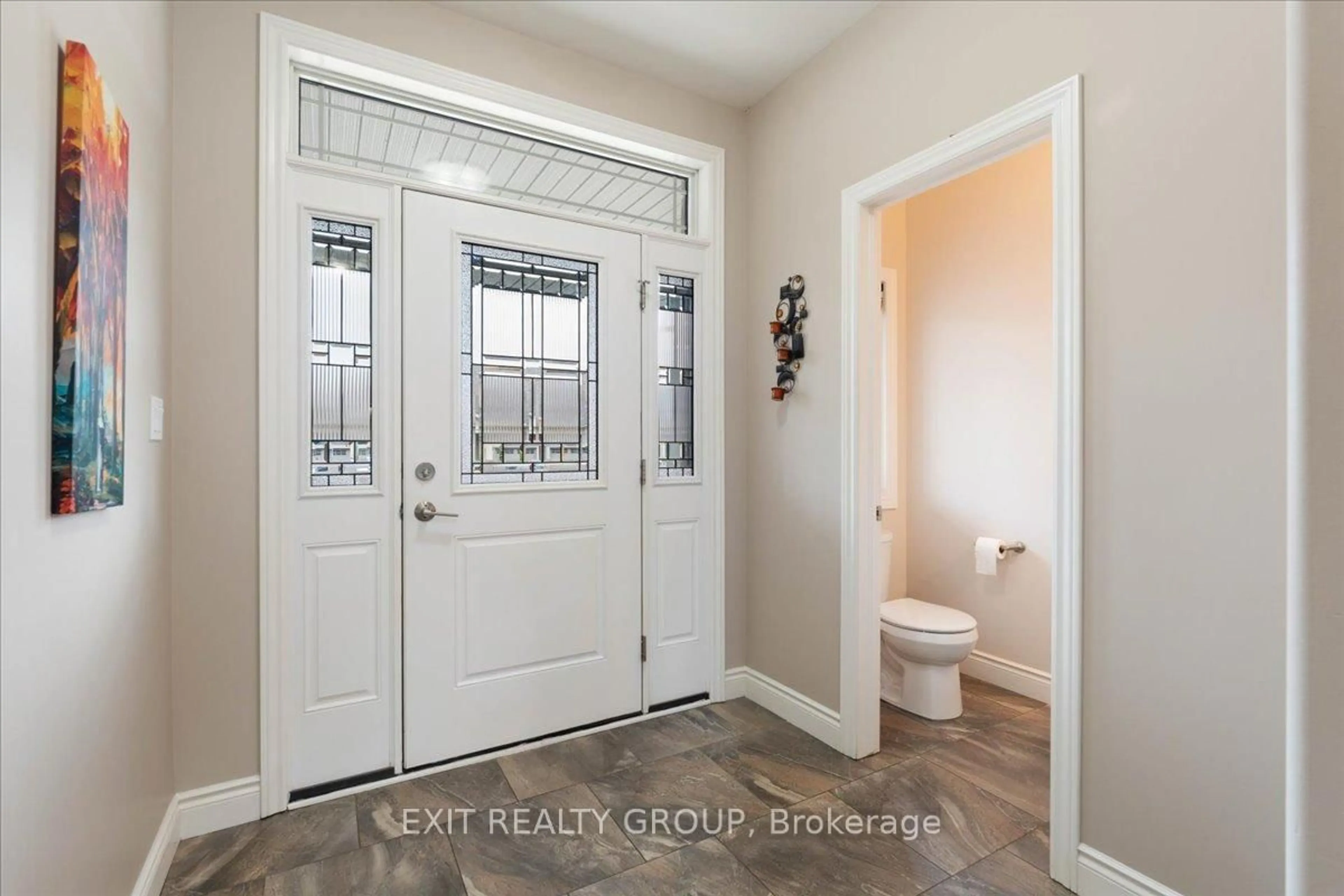 Indoor entryway for 82 Mountain Ash Dr, Belleville Ontario K8N 0E3