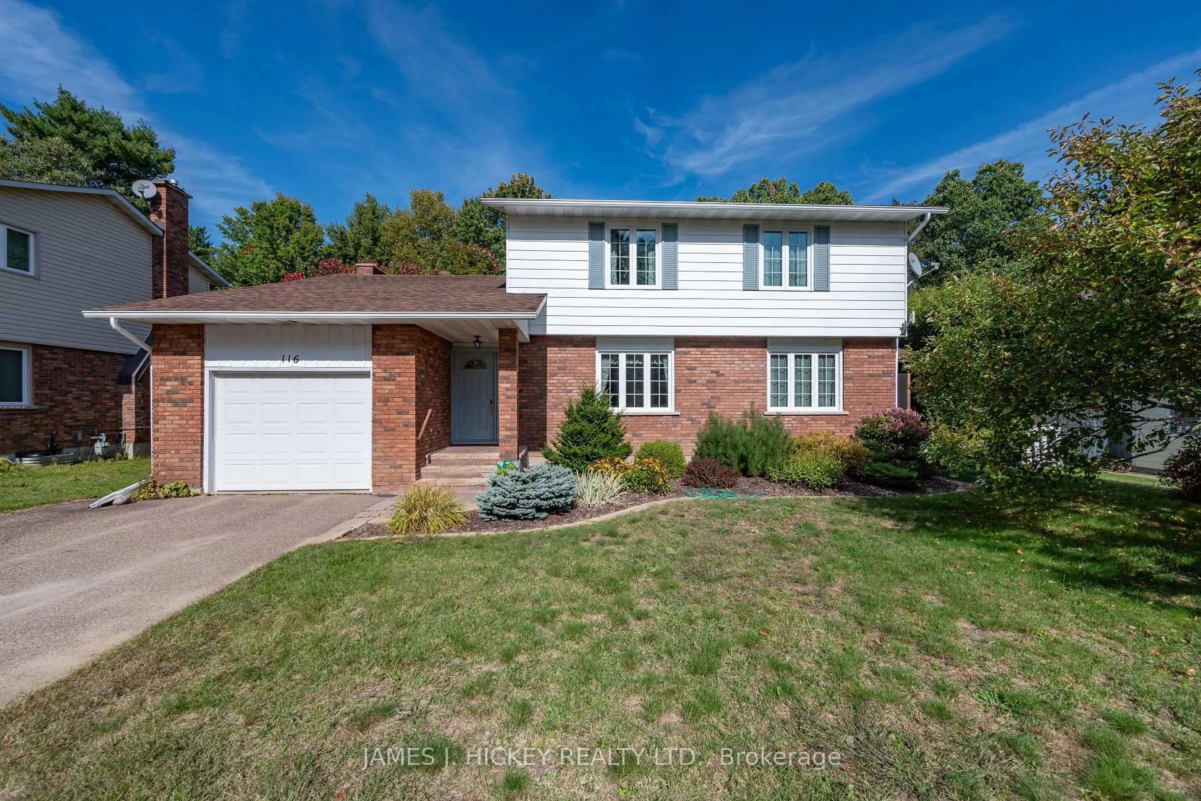 Home with brick exterior material, street for 116 Frontenac Cres, Deep River Ontario K0J 1P0