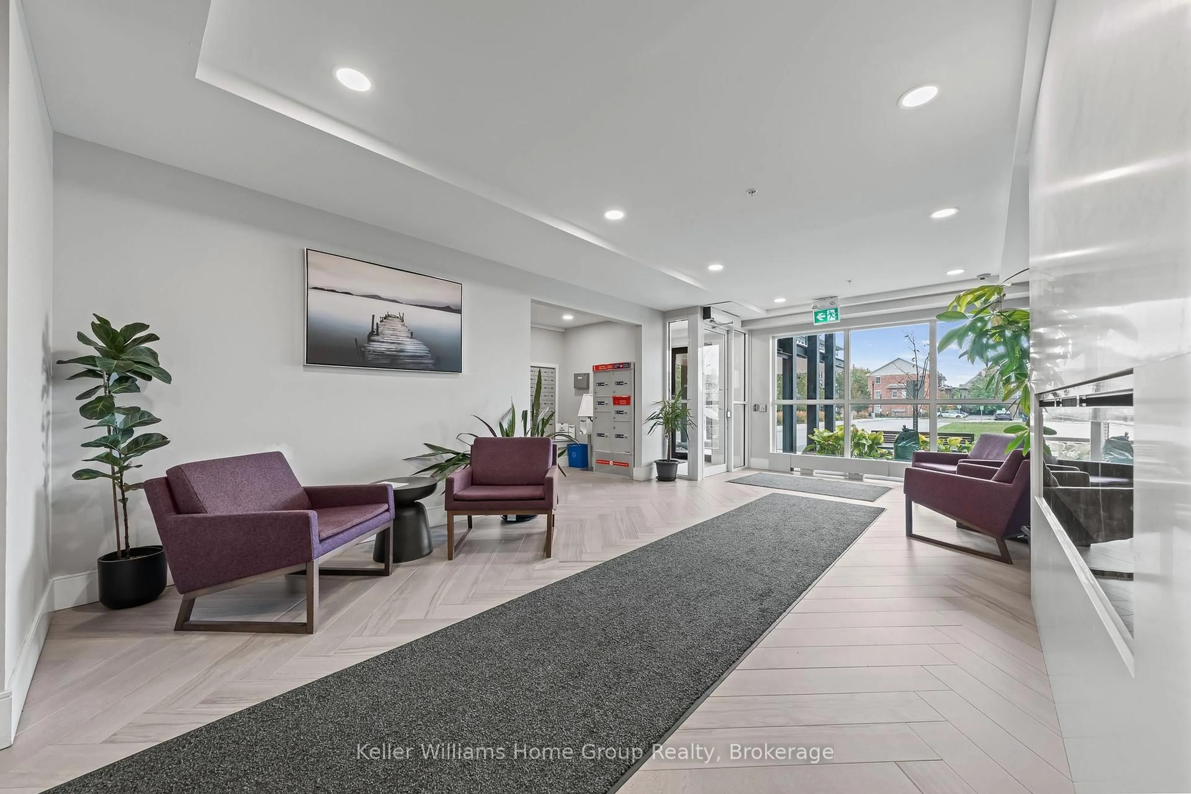 Indoor foyer for 15 Prince Albert Blvd #503, Kitchener Ontario N2H 0C2