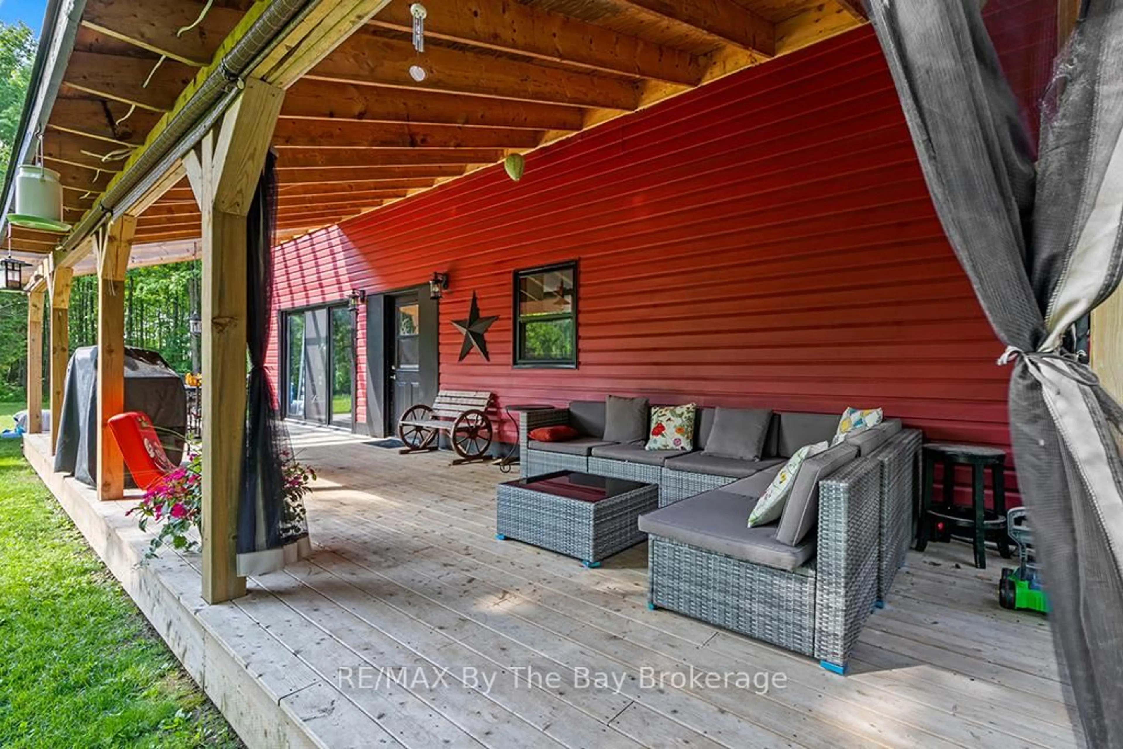 Patio, unknown for 600055 50 Sdrd, Chatsworth Ontario N0H 1R0