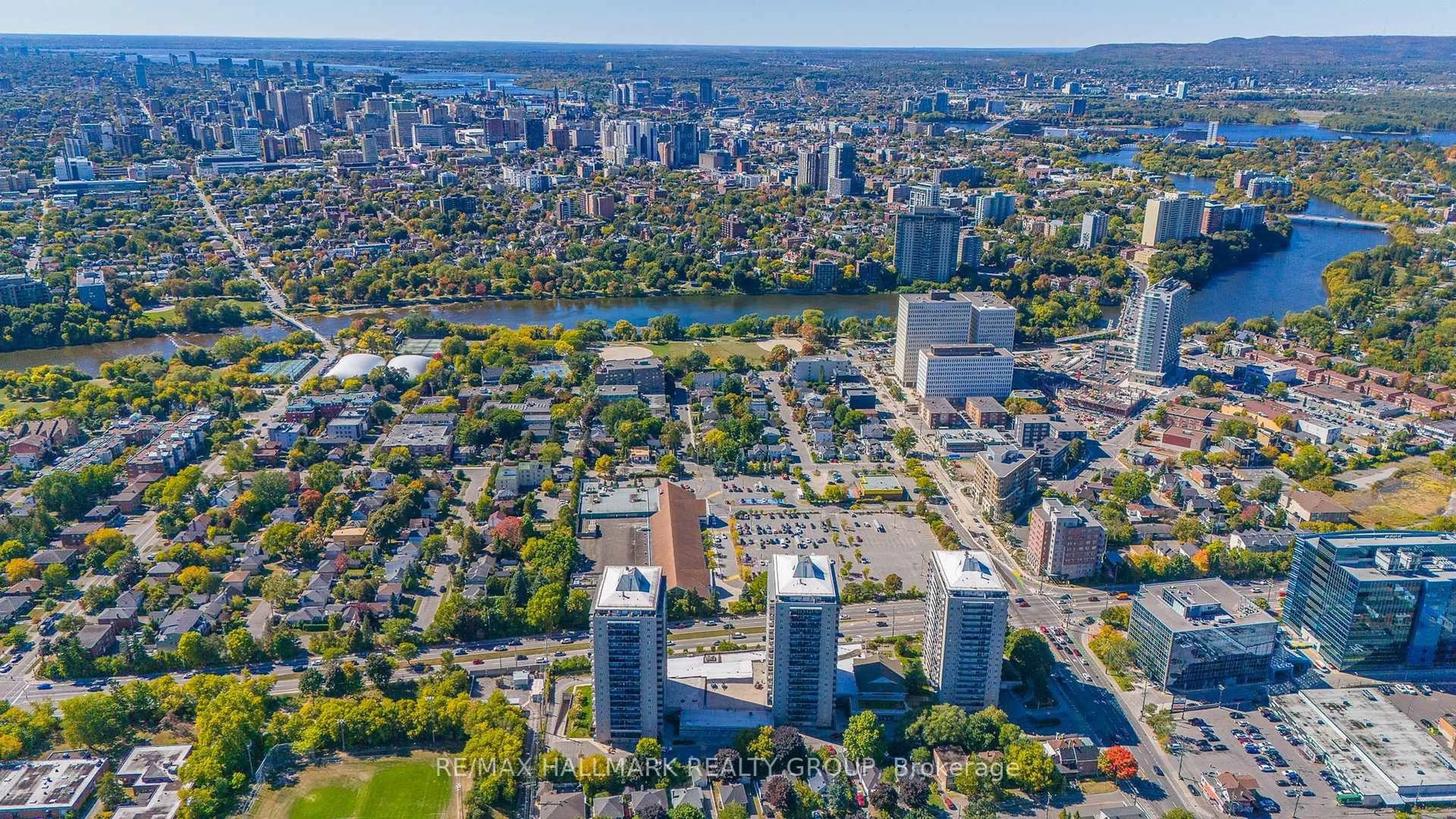 A pic from outside/outdoor area/front of a property/back of a property/a pic from drone, city buildings view from balcony for 158C McArthur Ave #808, Ottawa Ontario K1L 8E7