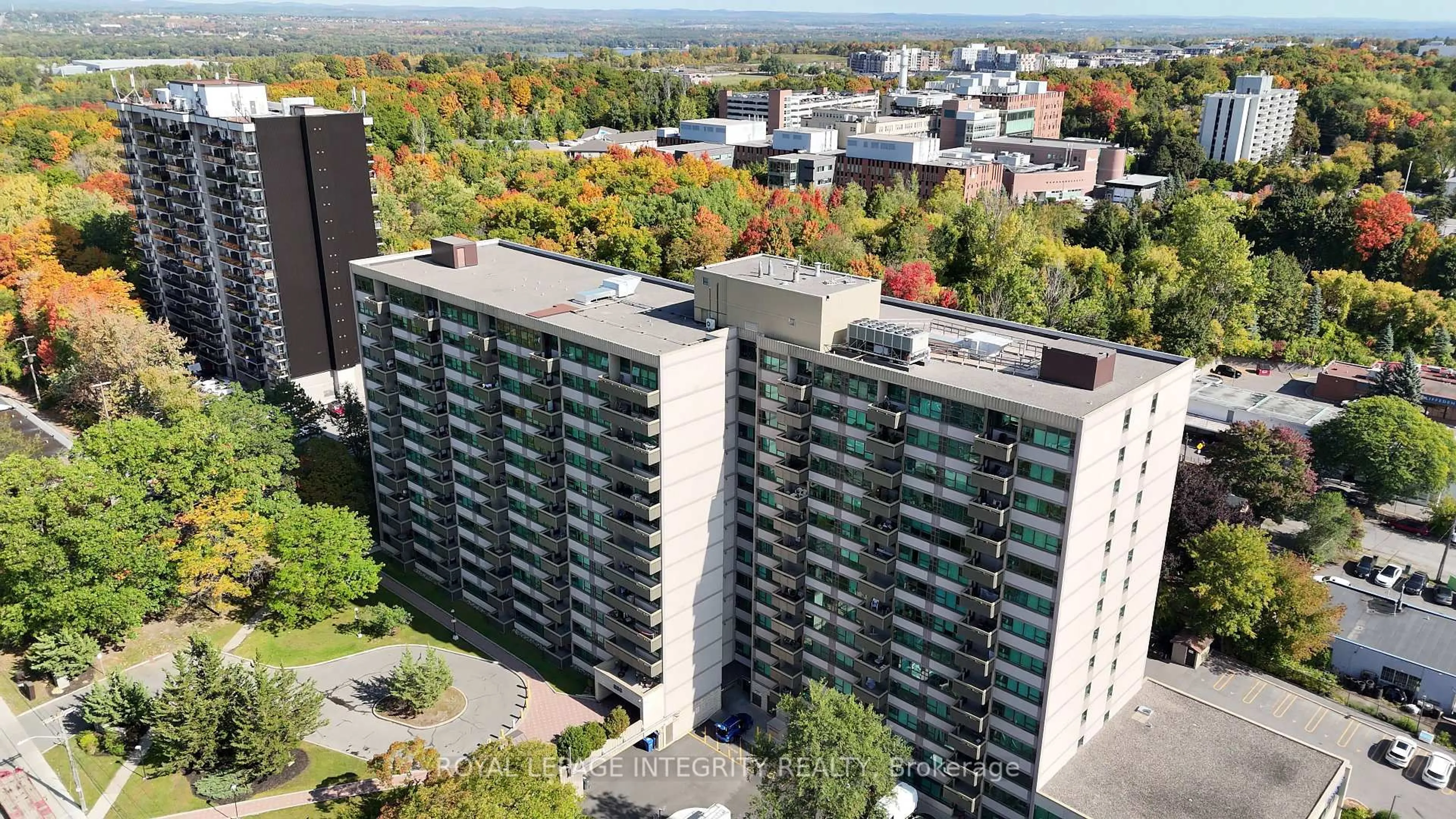 A pic from outside/outdoor area/front of a property/back of a property/a pic from drone, city buildings view from balcony for 555 Brittany Dr #1008, Ottawa Ontario K1K 4C5