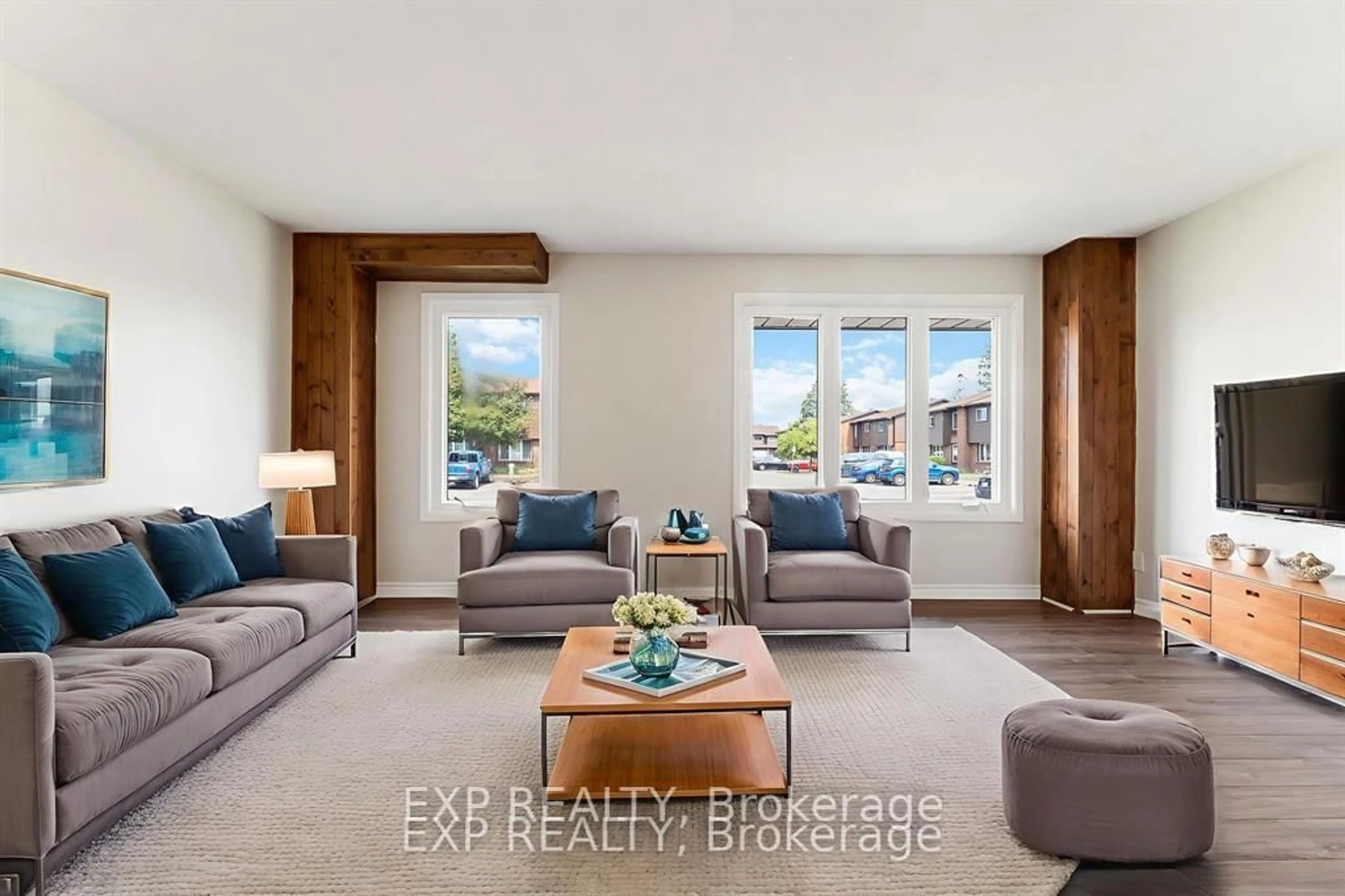 Living room with furniture, unknown for 3190 Stockton Dr #91, Gloucester Ontario K1T 1S1
