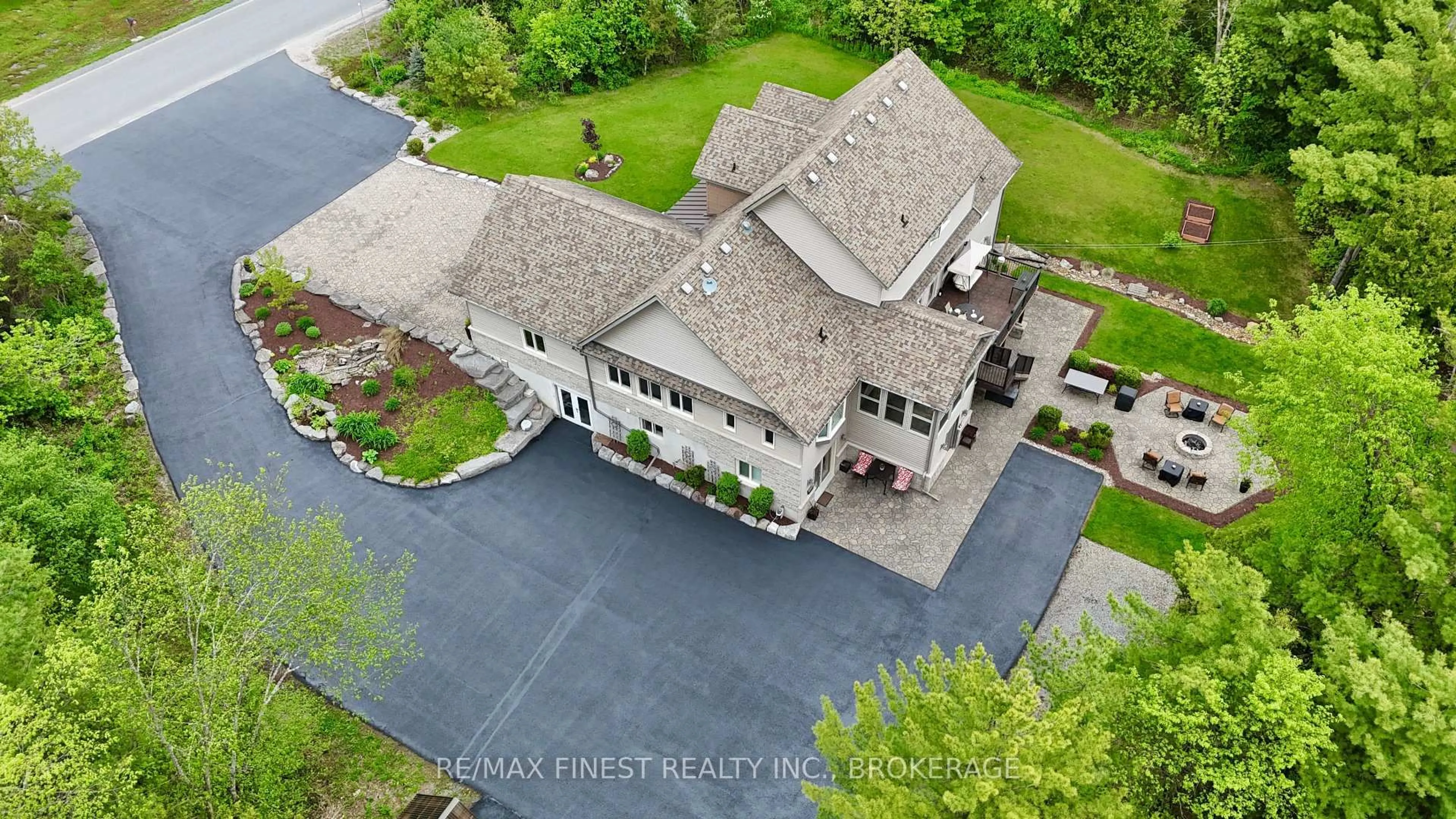 A pic from outside/outdoor area/front of a property/back of a property/a pic from drone, street for 1910 Cole Hill Rd, Kingston Ontario K0H 1S0