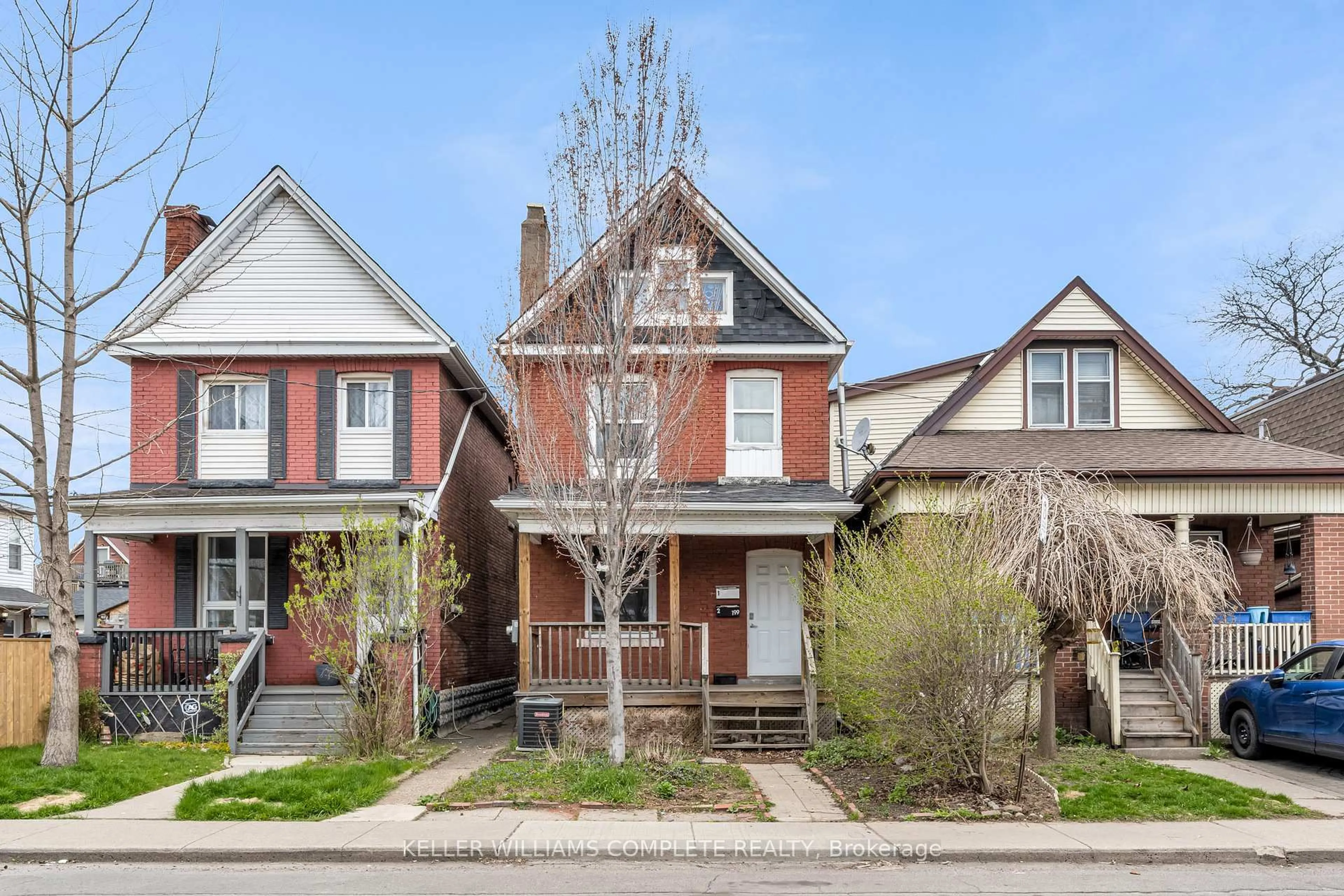 Home with brick exterior material, street for 199 Balmoral Ave, Hamilton Ontario L8L 7S1