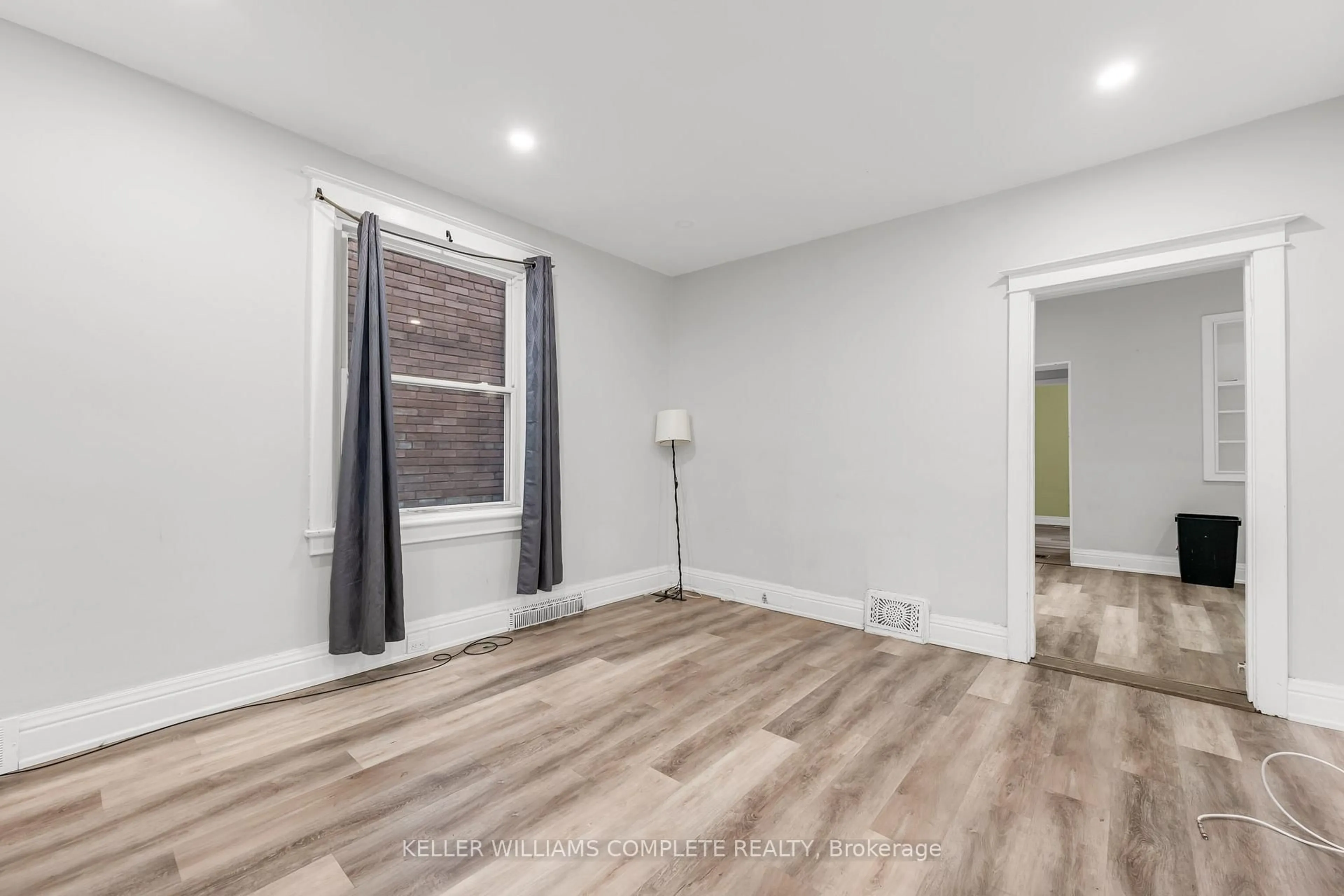A pic of a room for 199 Balmoral Ave, Hamilton Ontario L8L 7S1