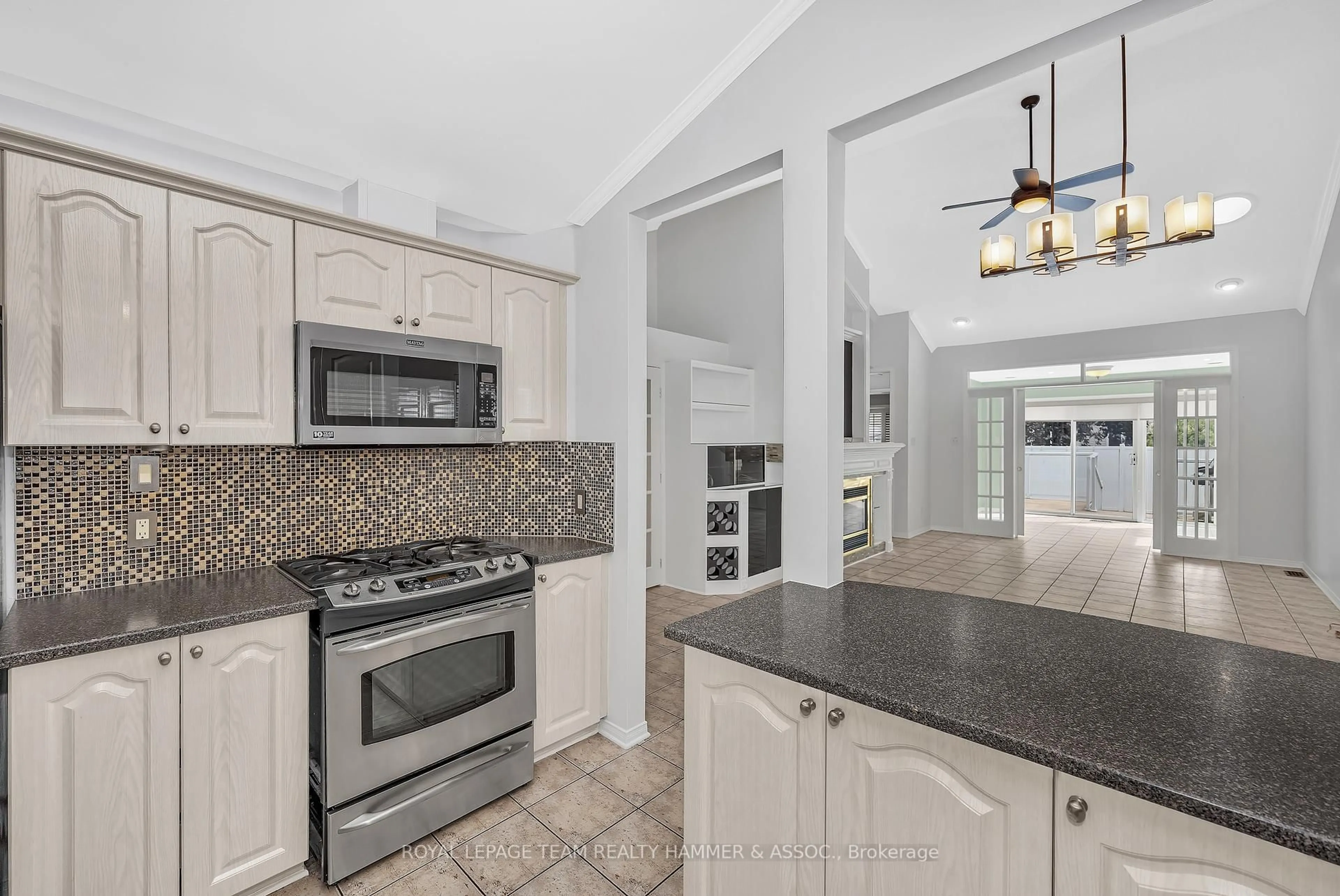 Open concept kitchen, ceramic/tile floor for 43 Settler's Ridge Way, Ottawa Ontario K2J 4V2