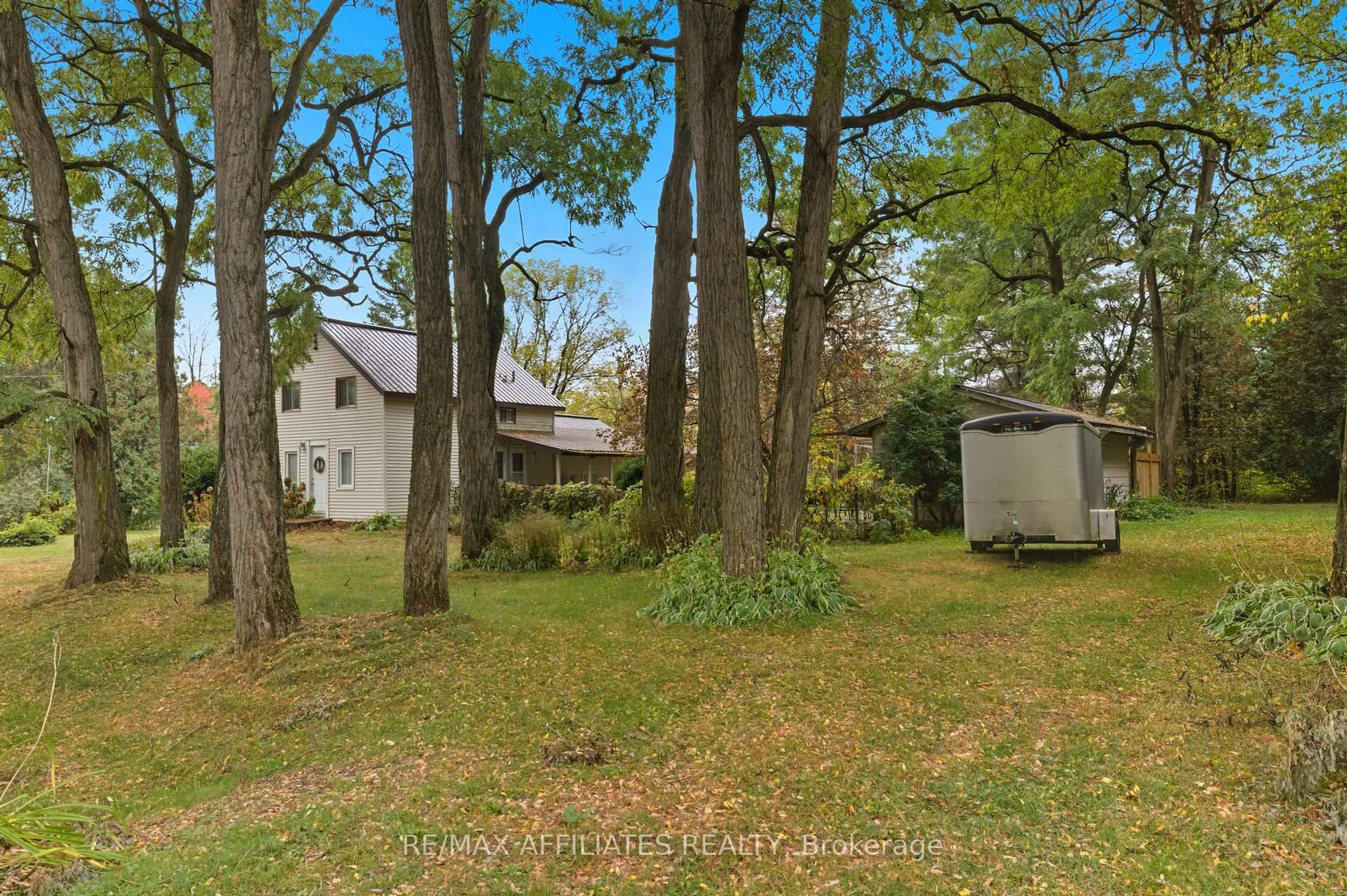 A pic from outside/outdoor area/front of a property/back of a property/a pic from drone, forest/trees view for 6550 Charleville Rd, Augusta Ontario K0E 1T0