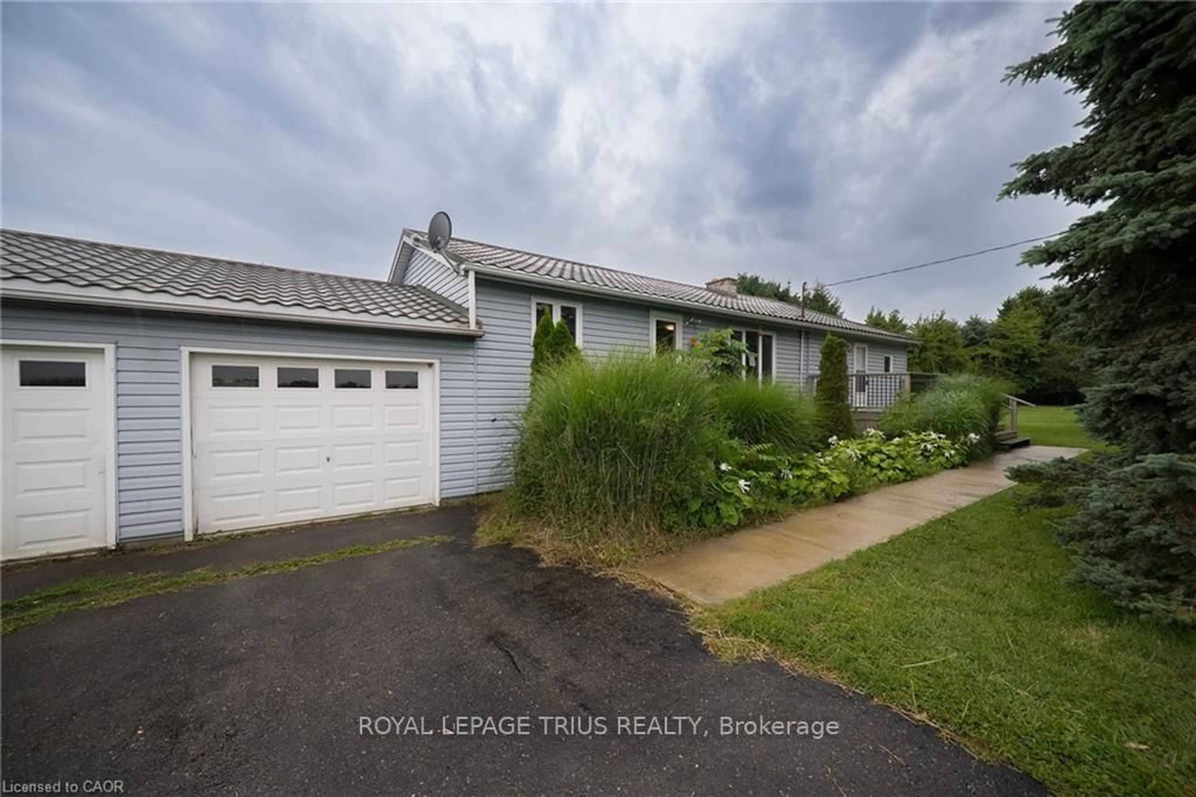 Unknown for 35383 Lake Line, Southwold Ontario L5L 1J1