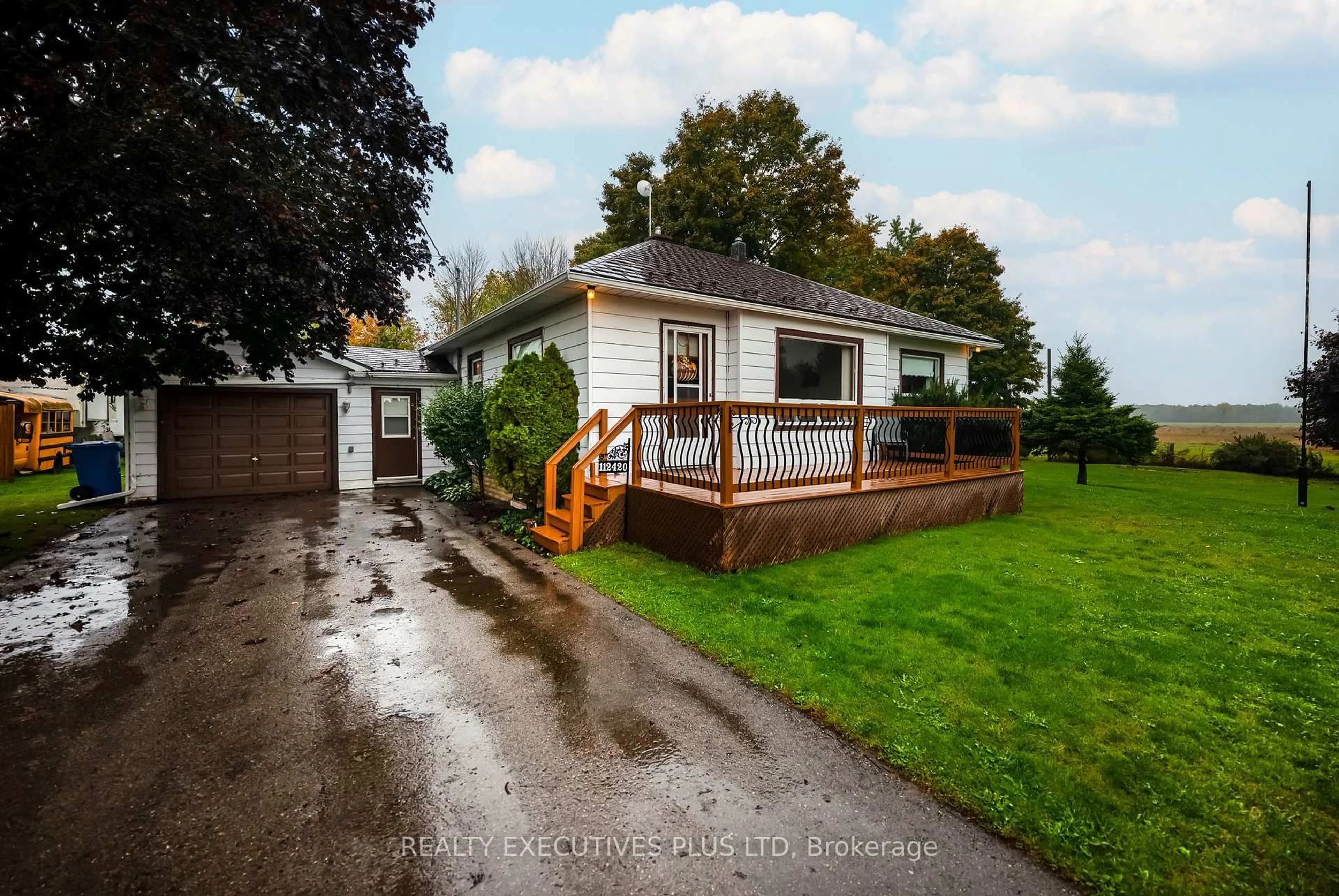 A pic from outside/outdoor area/front of a property/back of a property/a pic from drone, unknown for 112420 Grey Road 14 Rd, Southgate Ontario N0C 1B0