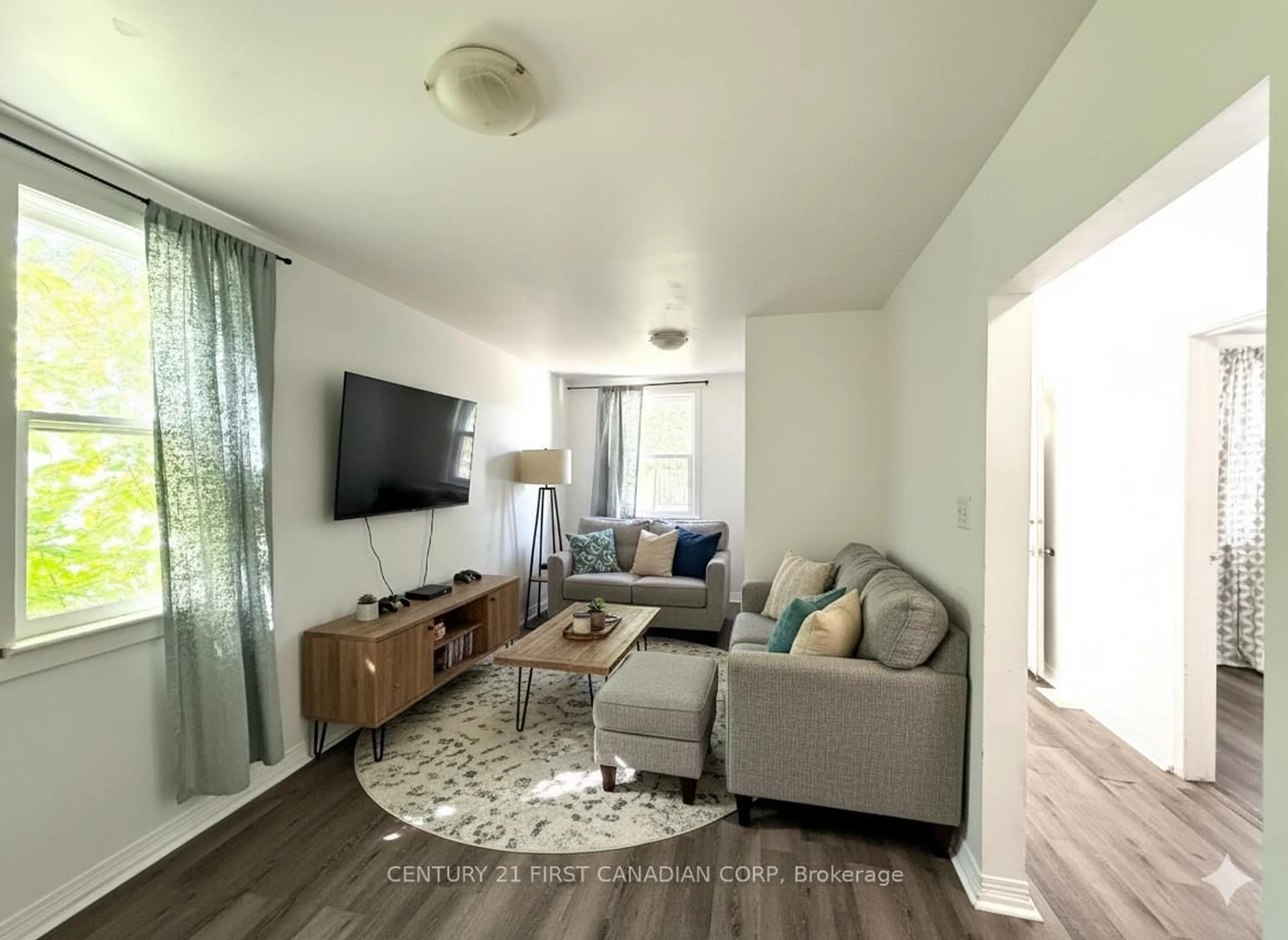 Living room with furniture, unknown for 197 Clarence St, London East Ontario N6B 2J8