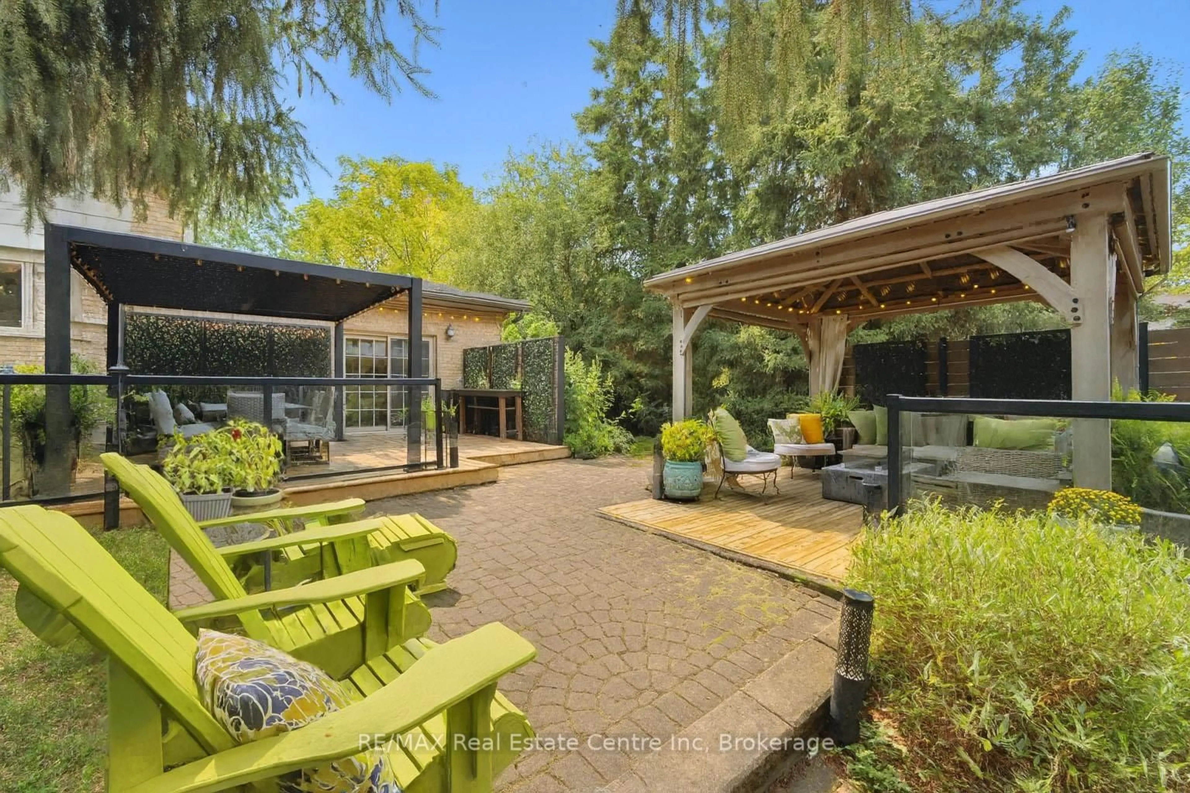 Patio, unknown for 4 Berkley Pl, Guelph Ontario N1E 1E6