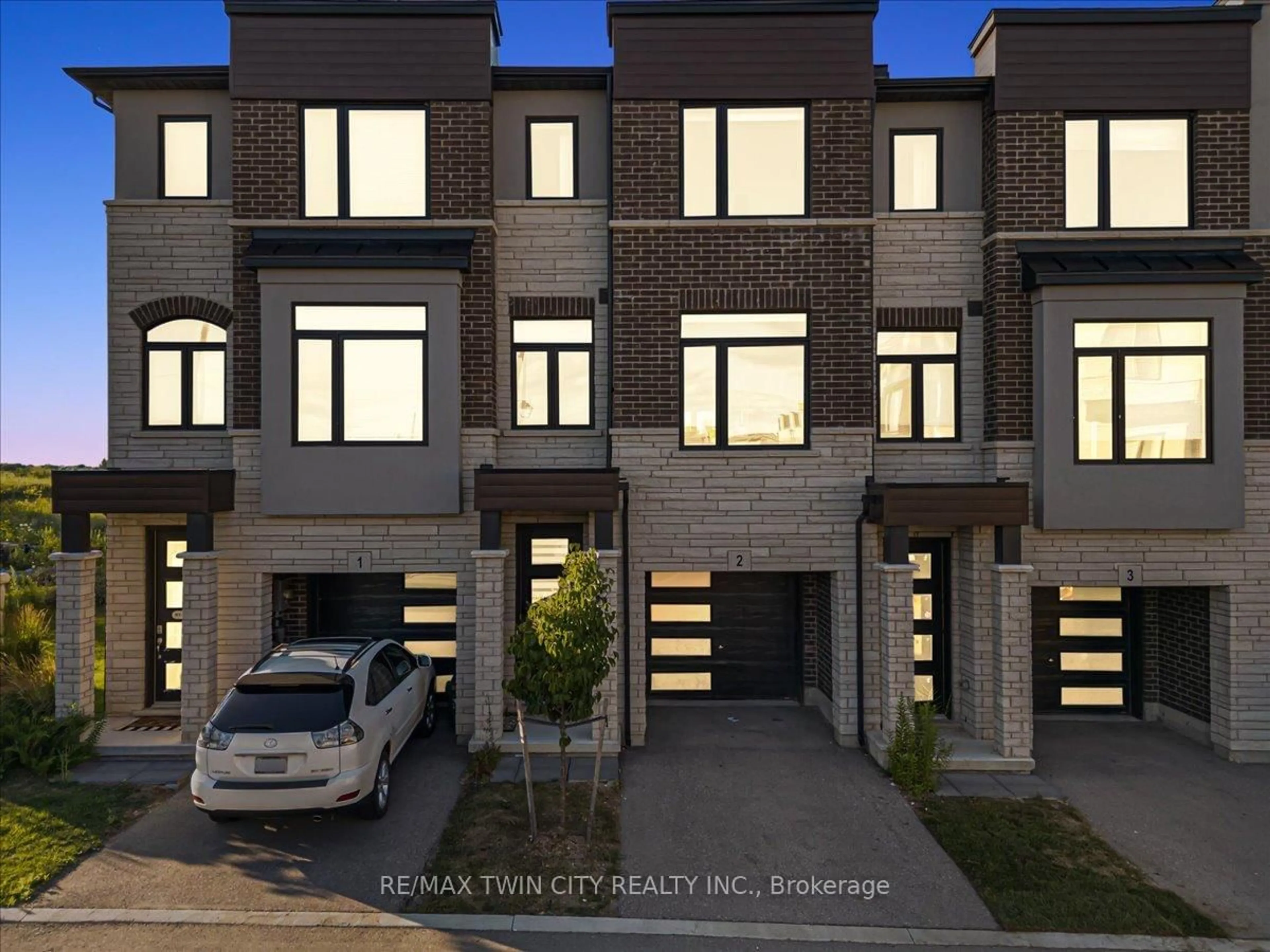 Unknown for 314 Equestrian Way #2, Cambridge Ontario N3E 0E4