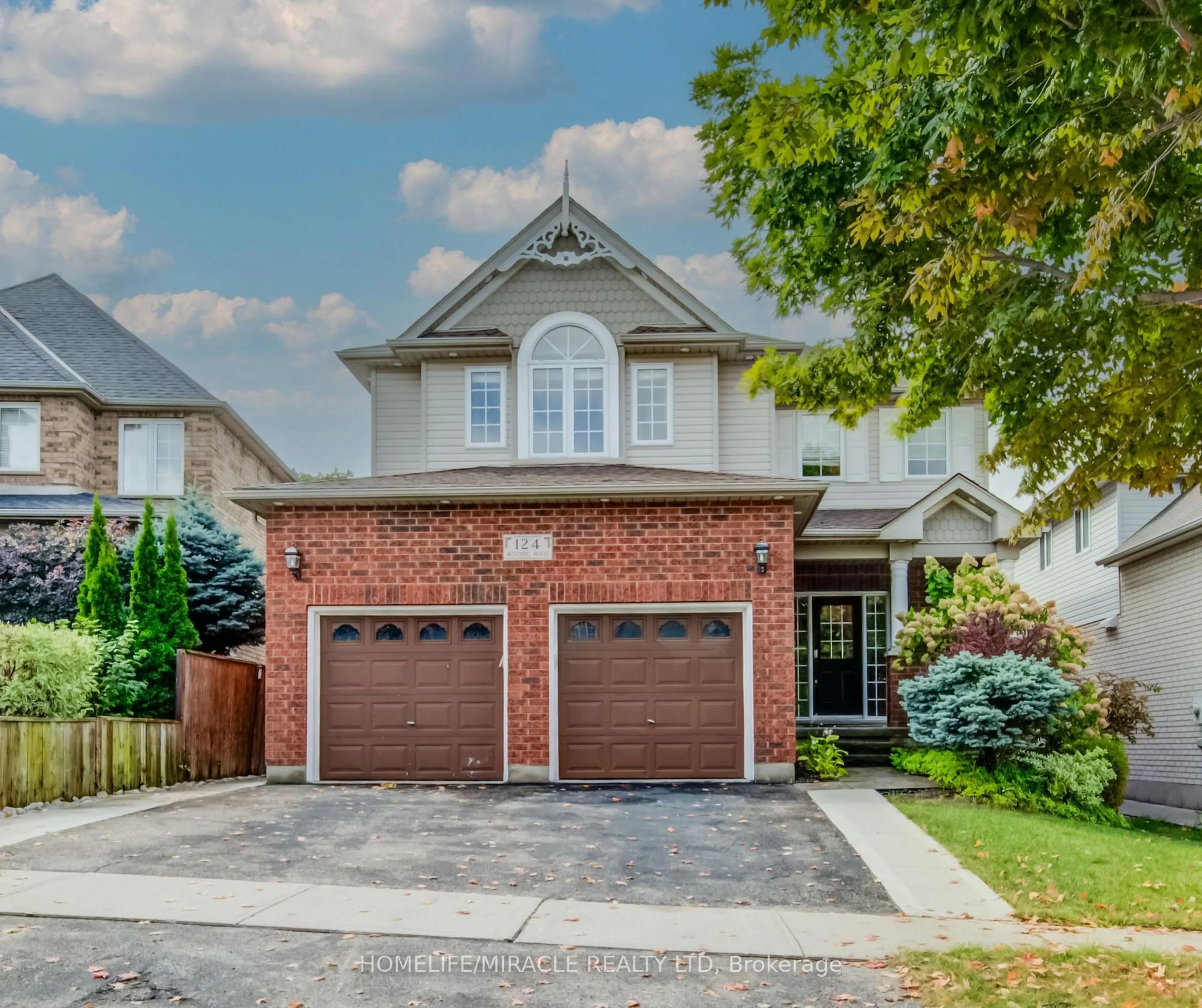 Home with brick exterior material, street for 124 Winding Wood Cres, Kitchener Ontario N2P 2L7