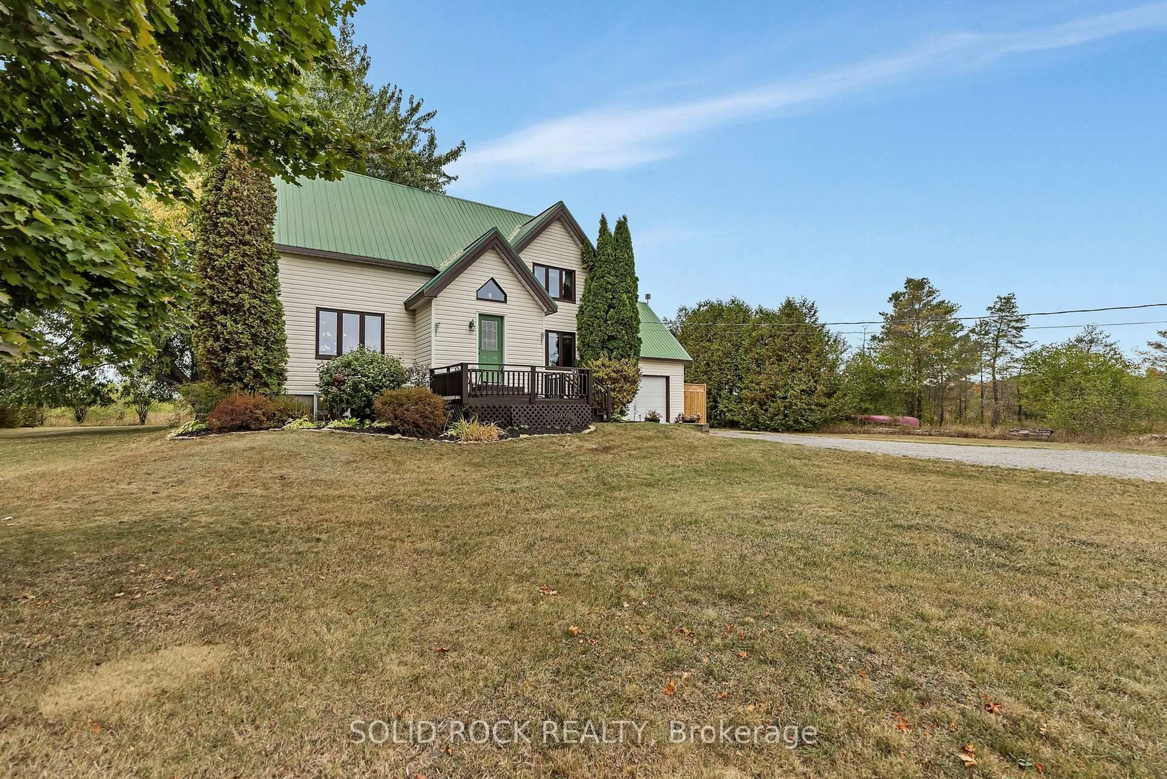 A pic from outside/outdoor area/front of a property/back of a property/a pic from drone, unknown for 6800 Dwyer Hill Rd, Smiths Falls Ontario K7A 4S6