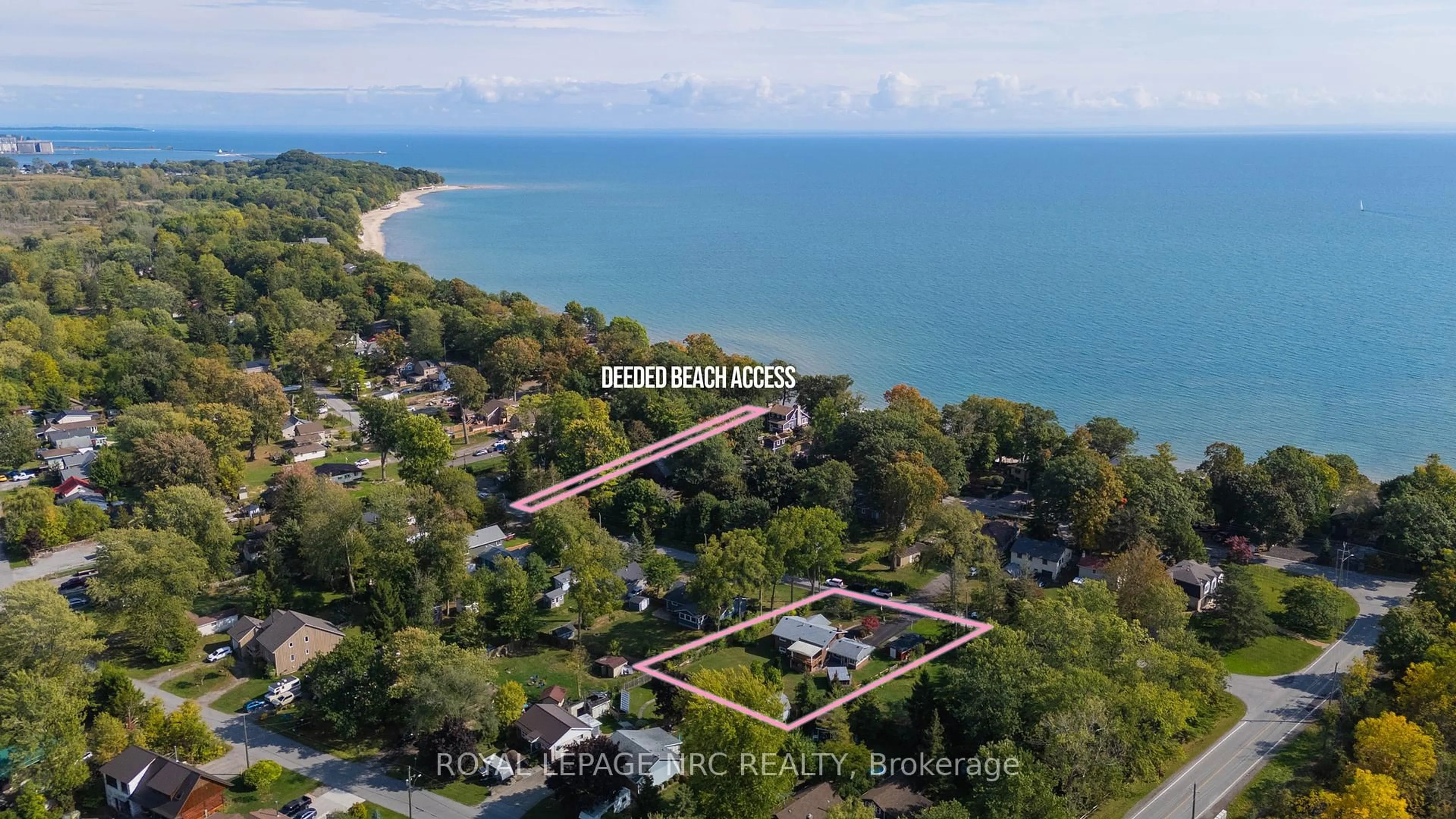 A pic from outside/outdoor area/front of a property/back of a property/a pic from drone, water/lake/river/ocean view for 10592 Woodland Dr, Wainfleet Ontario L3K 5V4