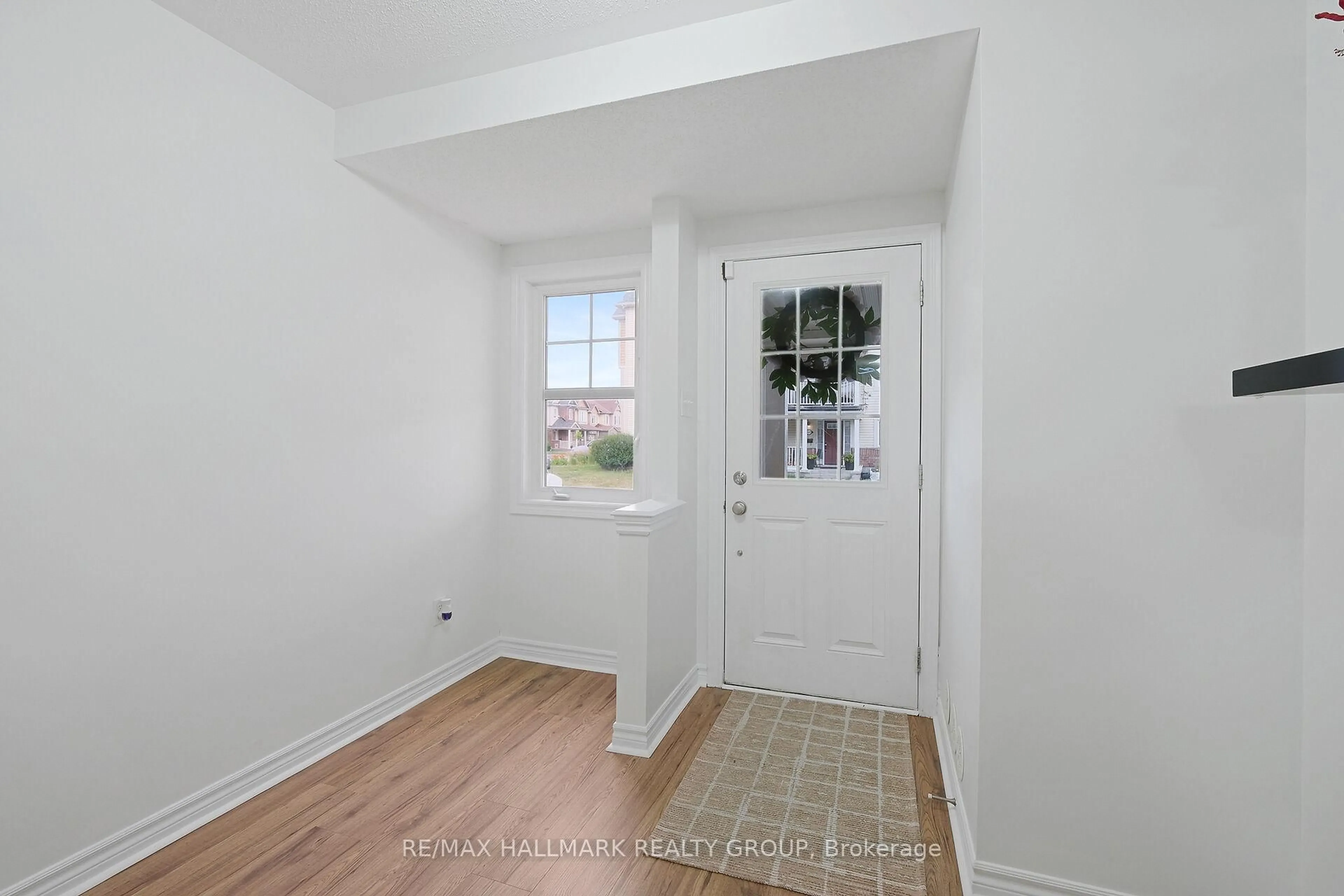 Indoor entryway for 2325 Blue Aster St, Ottawa Ontario K2J 0X5