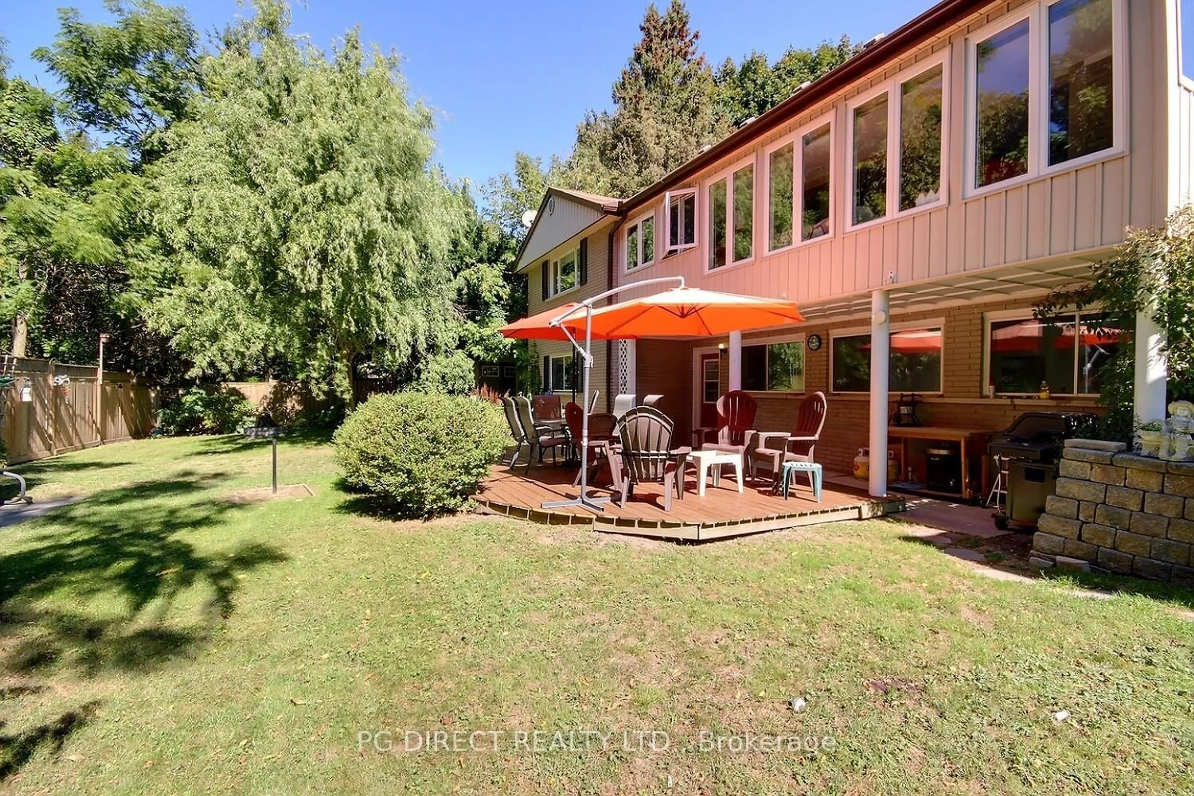 Patio, unknown for 19 Orchard Cres, Brighton Ontario K0K 1H0