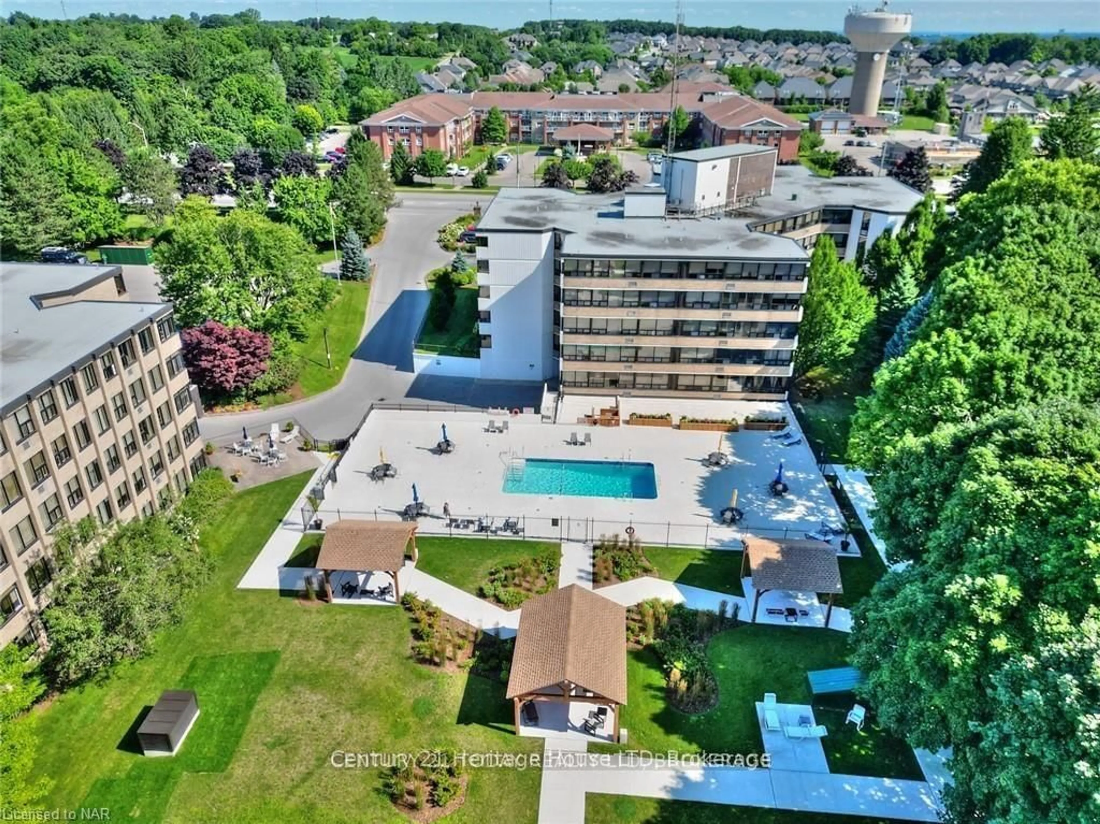 A pic from outside/outdoor area/front of a property/back of a property/a pic from drone, city buildings view from balcony for 200 HWY 20 W Rd #103B, Pelham Ontario L3E 0V7