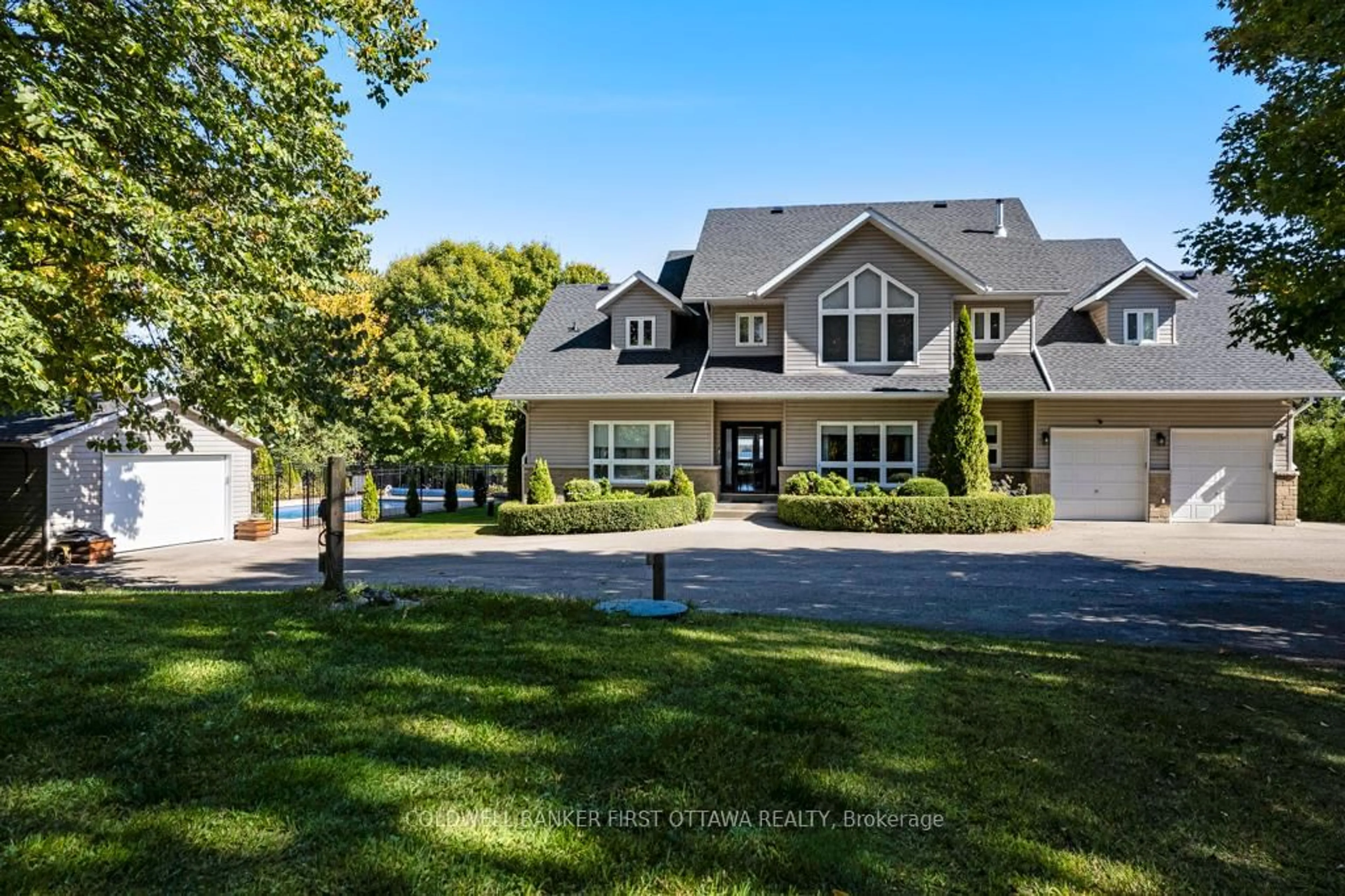 A pic from outside/outdoor area/front of a property/back of a property/a pic from drone, unknown for 4788B Briton Houghton Bay Rd, Rideau Lakes Ontario K0G 1V0