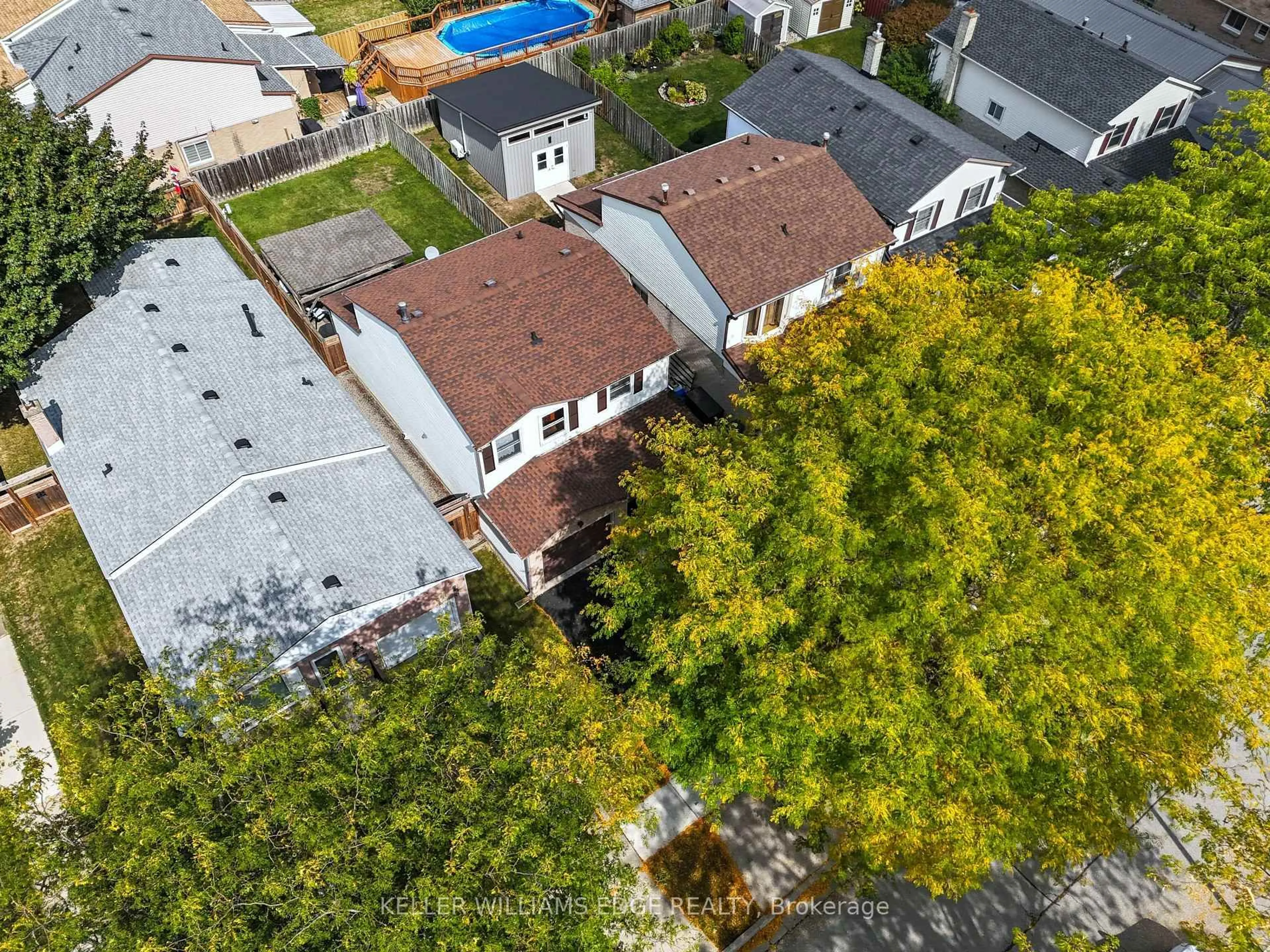 A pic from outside/outdoor area/front of a property/back of a property/a pic from drone, city buildings view from balcony for 56 Muscot Dr, Hamilton Ontario L8J 2B3