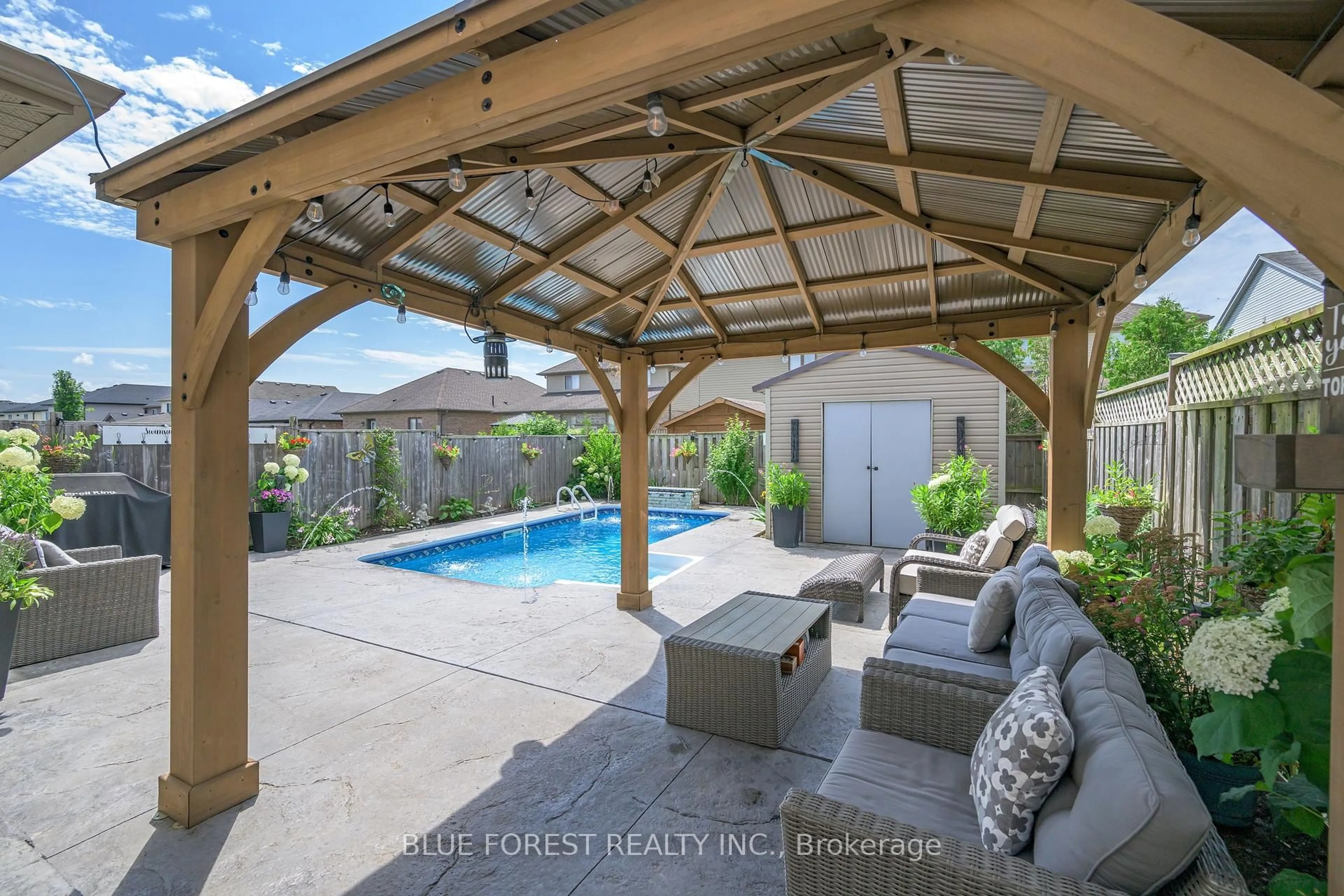 Patio, water/lake/river/ocean view for 2875 Lemieux Walk, London South Ontario N6L 0A9