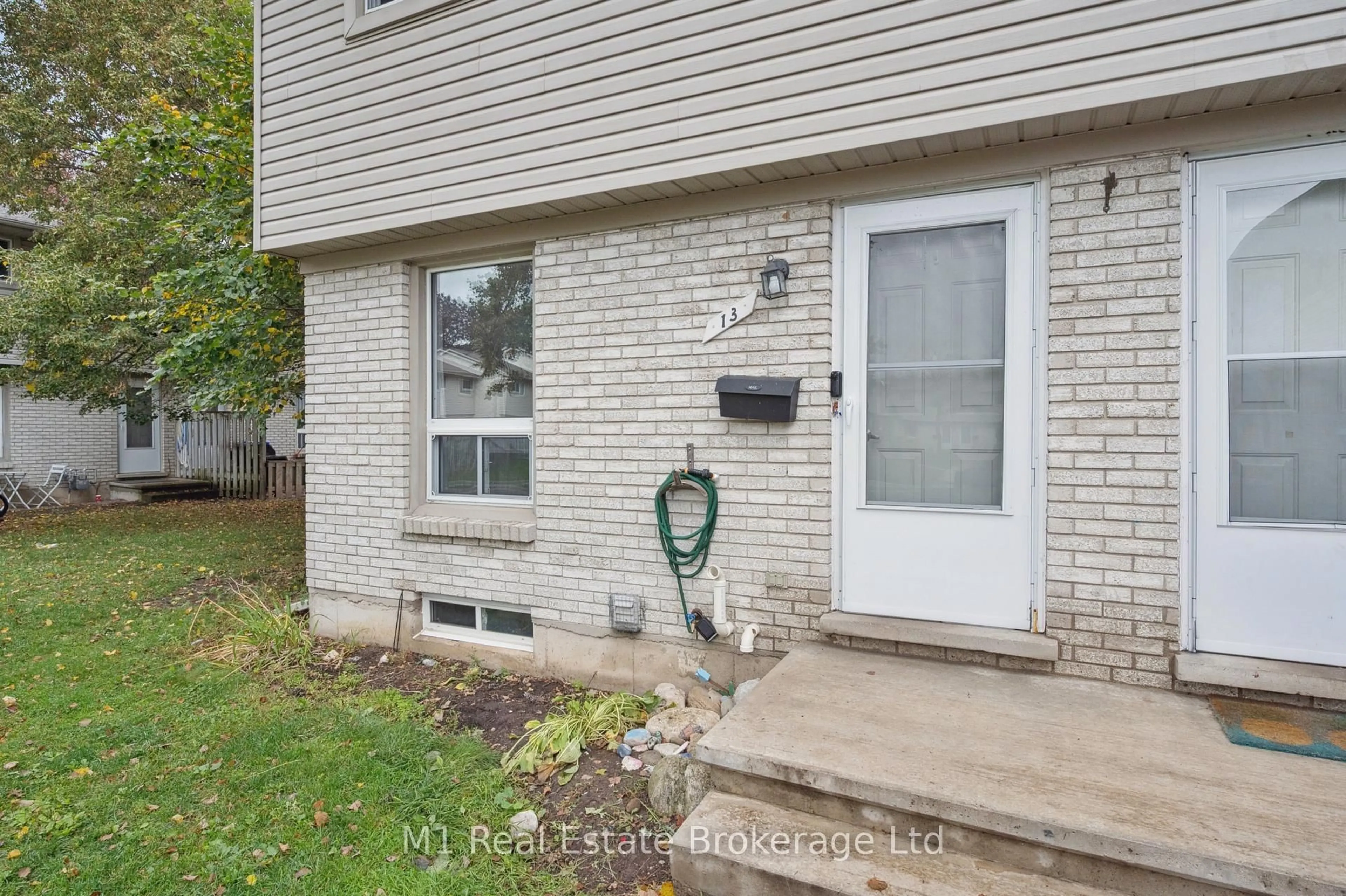 Unknown for 700 Paisley Rd #13, Guelph Ontario N1K 1A3