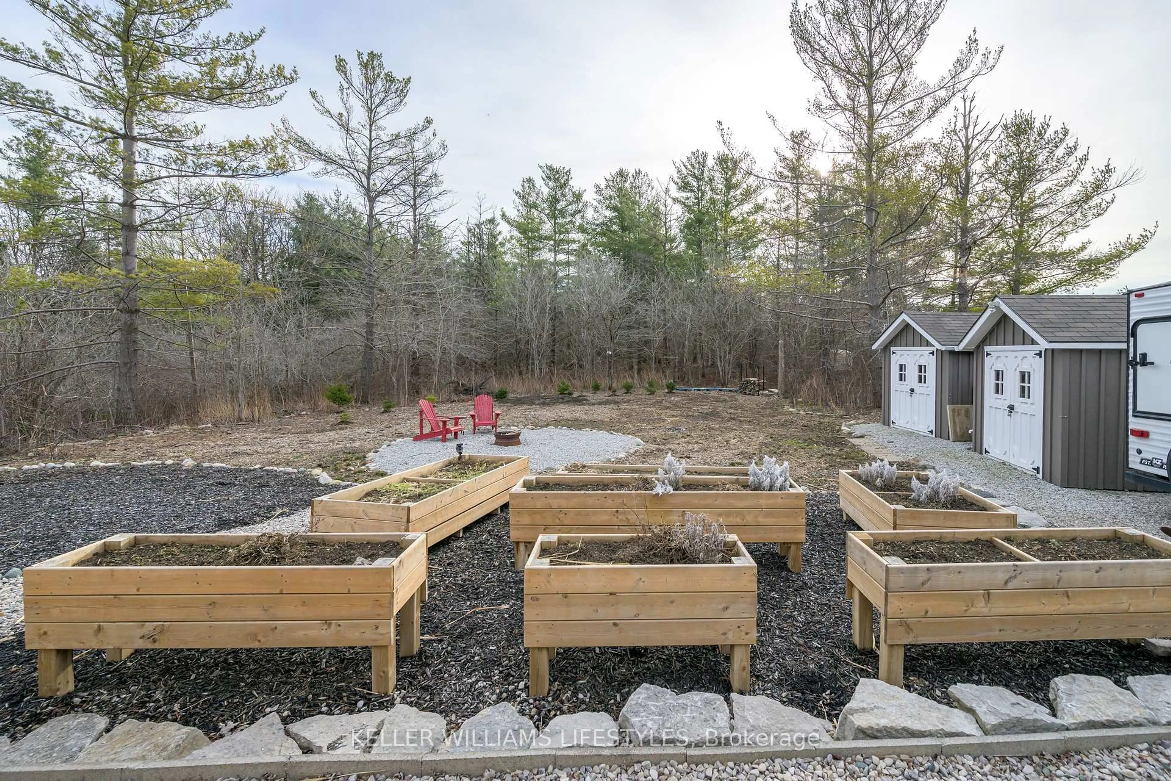 Patio, unknown for 4838 Switzer Dr #A22, Southwest Middlesex Ontario N0L 1A0