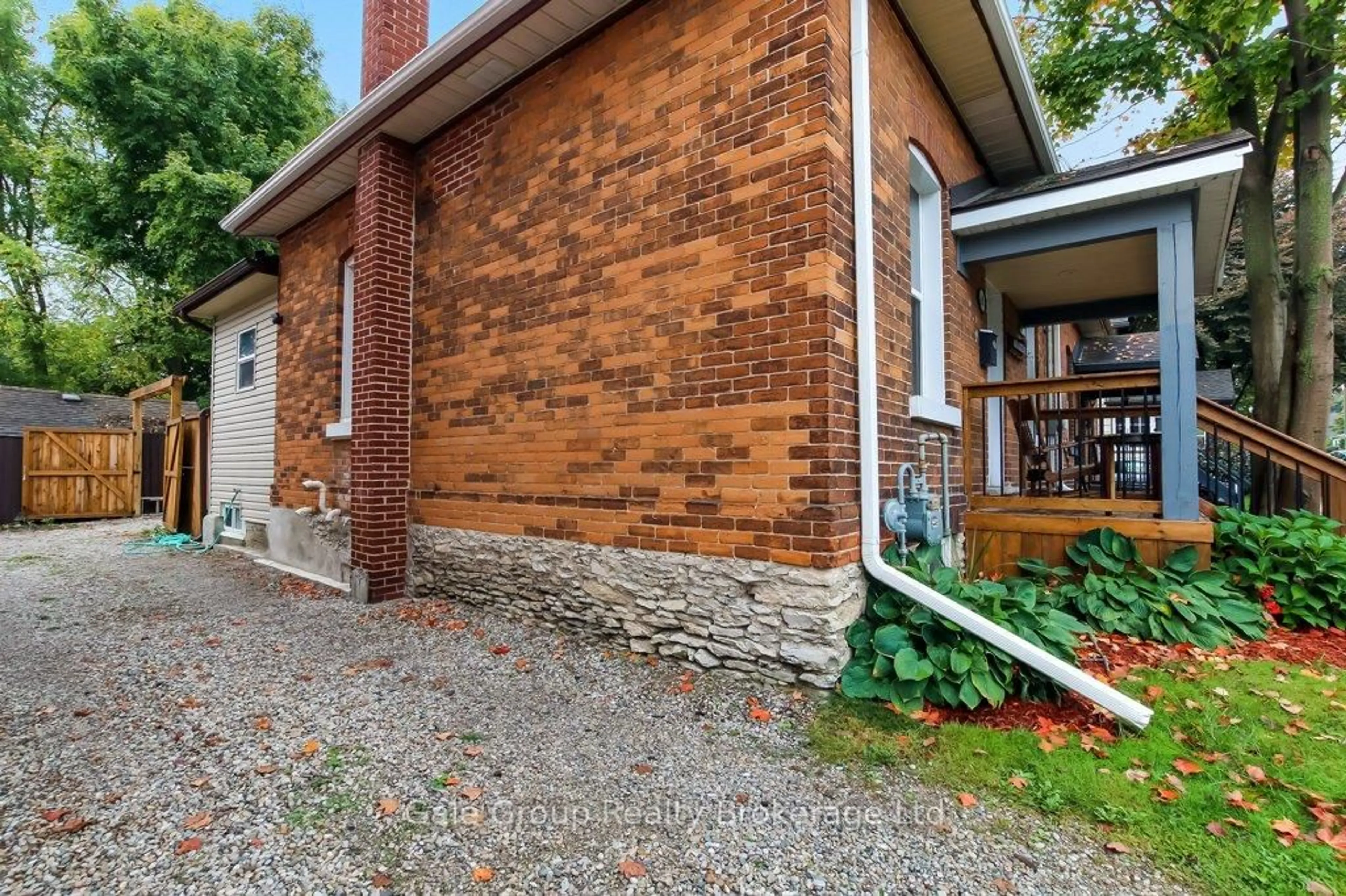 Home with brick exterior material, street for 630 Peel St, Woodstock Ontario N4S 1K8