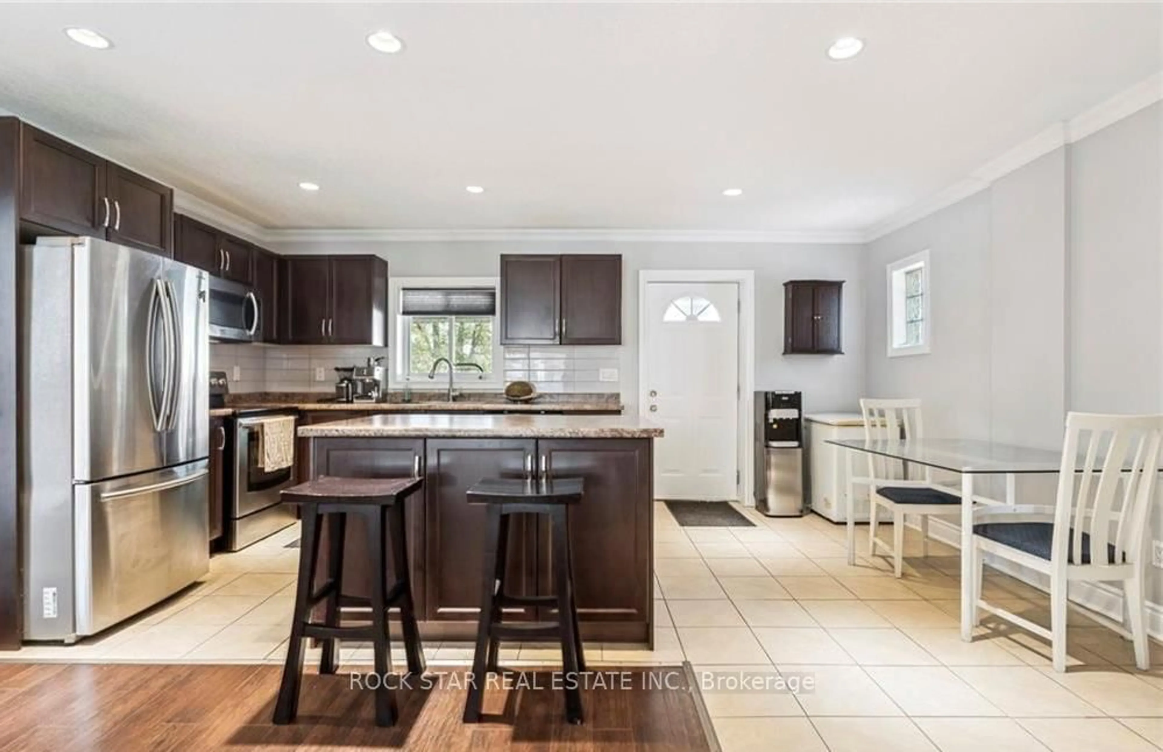 Open concept kitchen, ceramic/tile floor for 34 Cliff Ave, Hamilton Ontario L8V 2R9