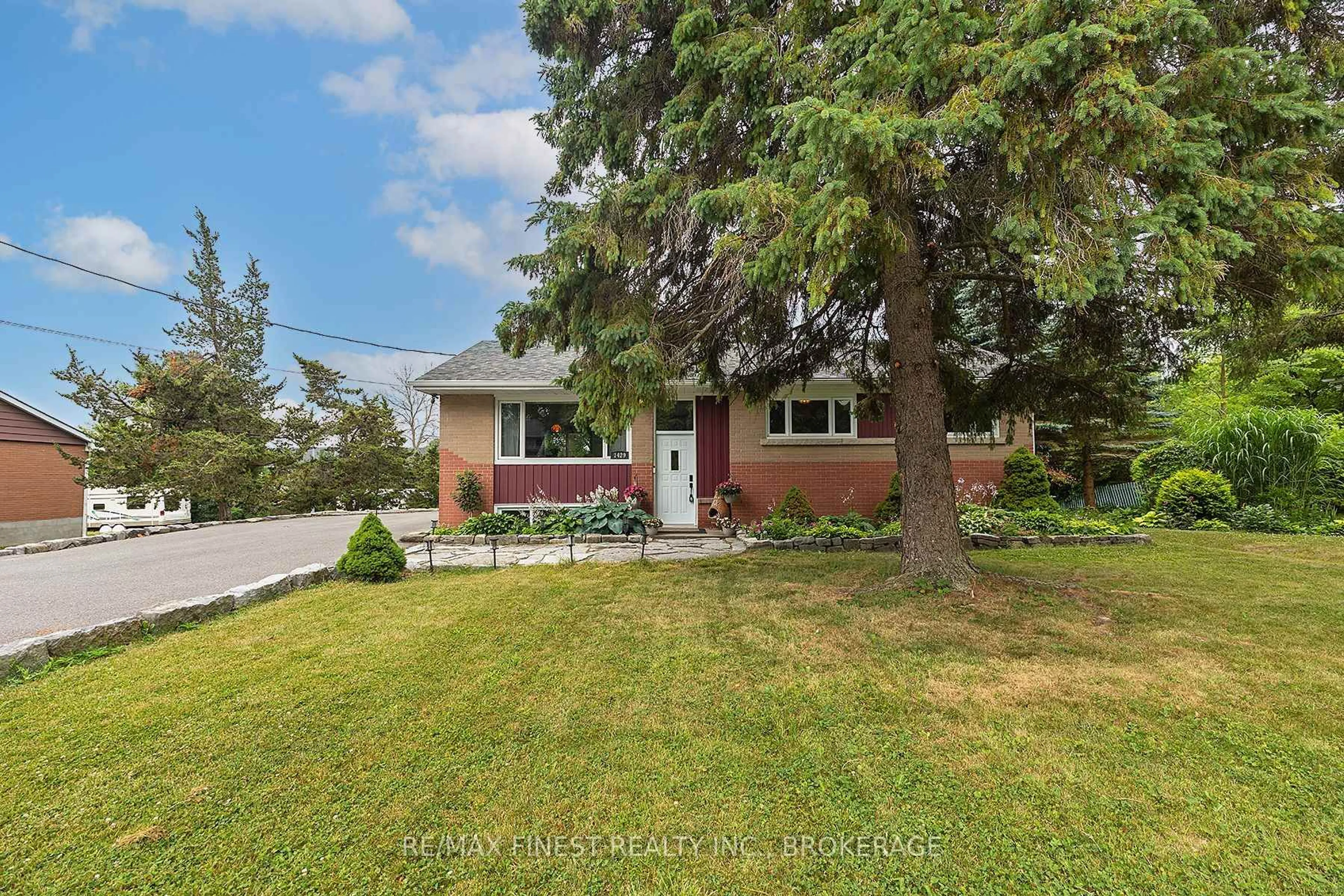Unknown for 1429 Avondale Cres, Kingston Ontario K7P 2V2