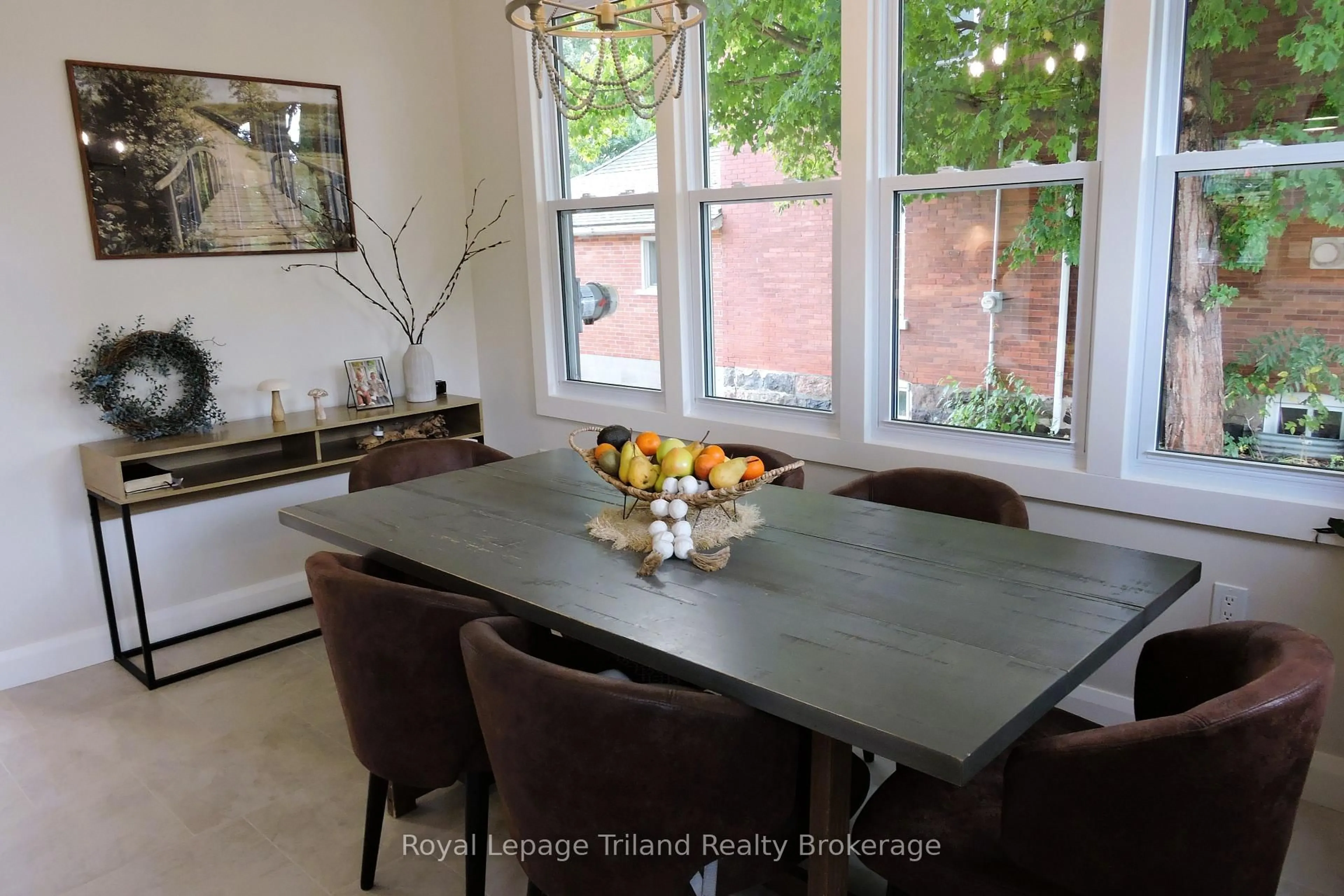 Dining room, ceramic/tile floor for 641 MAIN St, Norwich Ontario N0J 1C0