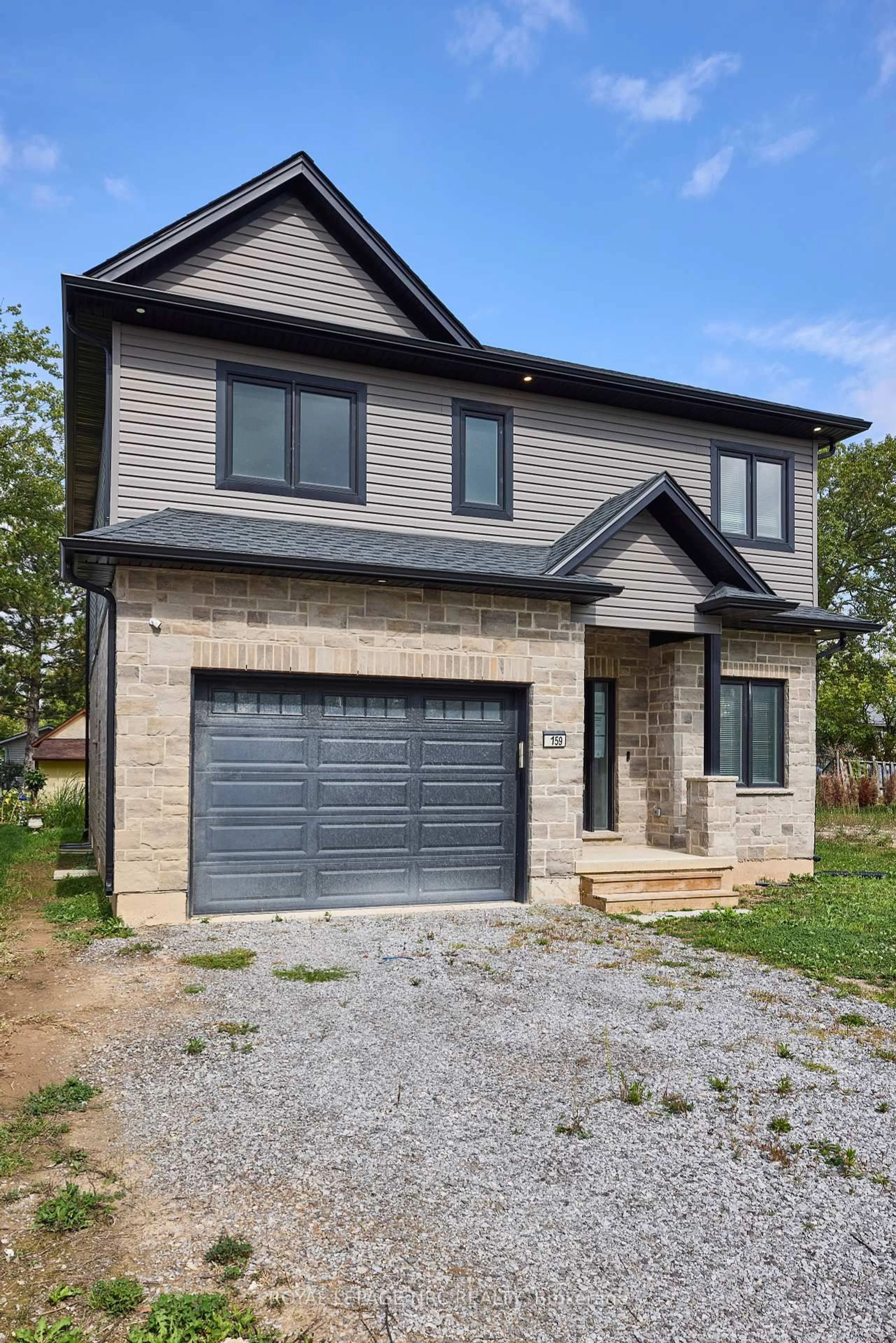 Home with brick exterior material, street for 159 Hodgkins Ave, Thorold Ontario L2V 0M6