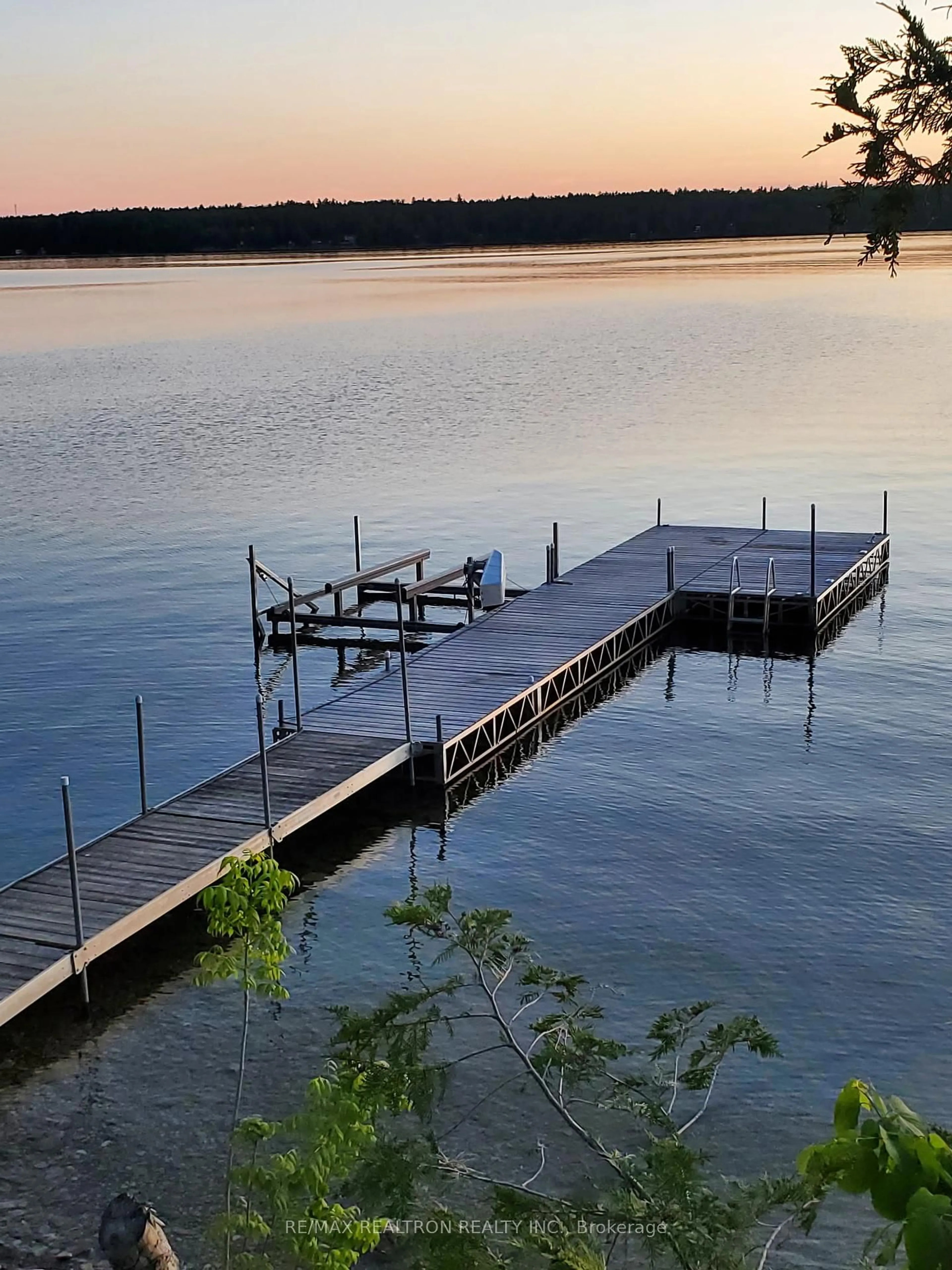 A pic from outside/outdoor area/front of a property/back of a property/a pic from drone, water/lake/river/ocean view for 399 Hillside Dr, Kawartha Lakes Ontario K0M 1C0
