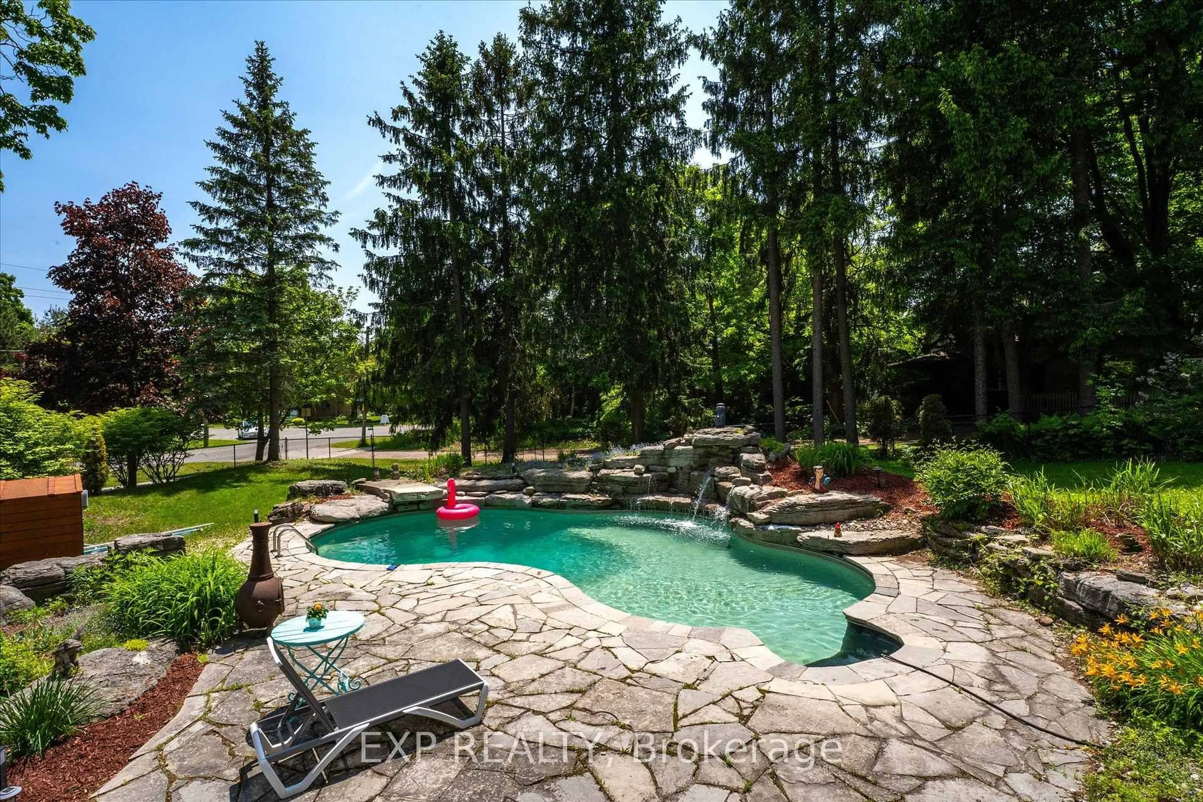 Pool for 34 Field Rd, Hamilton Ontario L0R 1R0